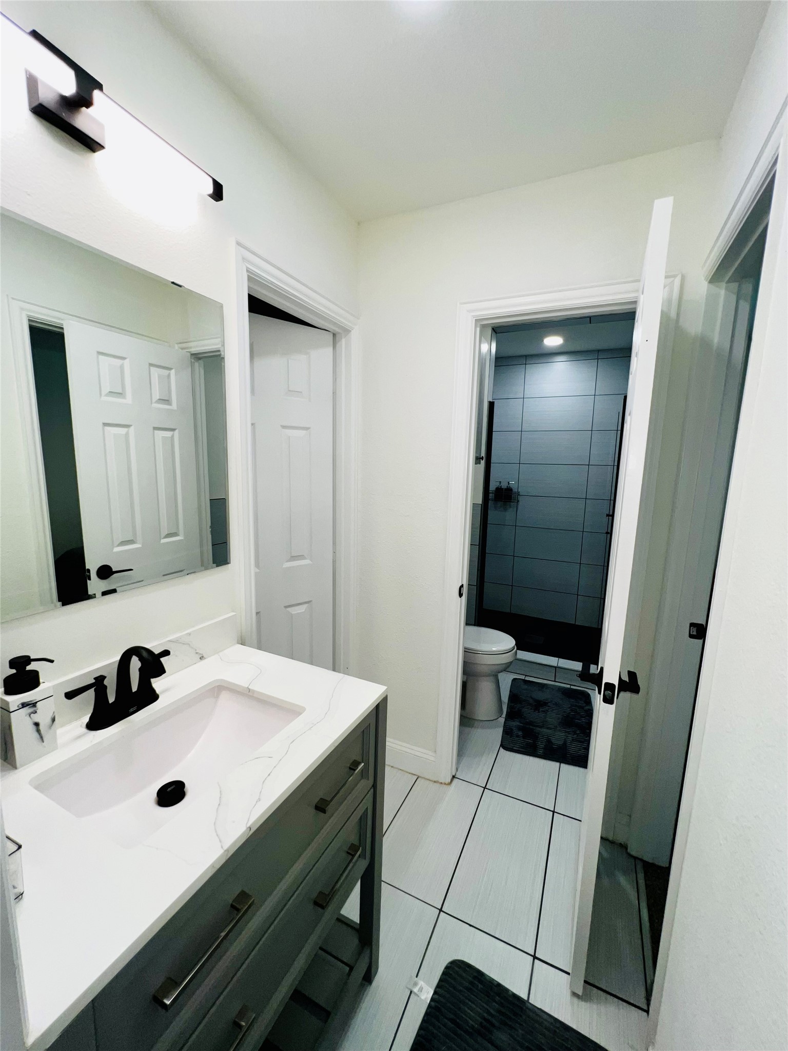 2859 W Brooklyn Avenue Dallas TX 75211