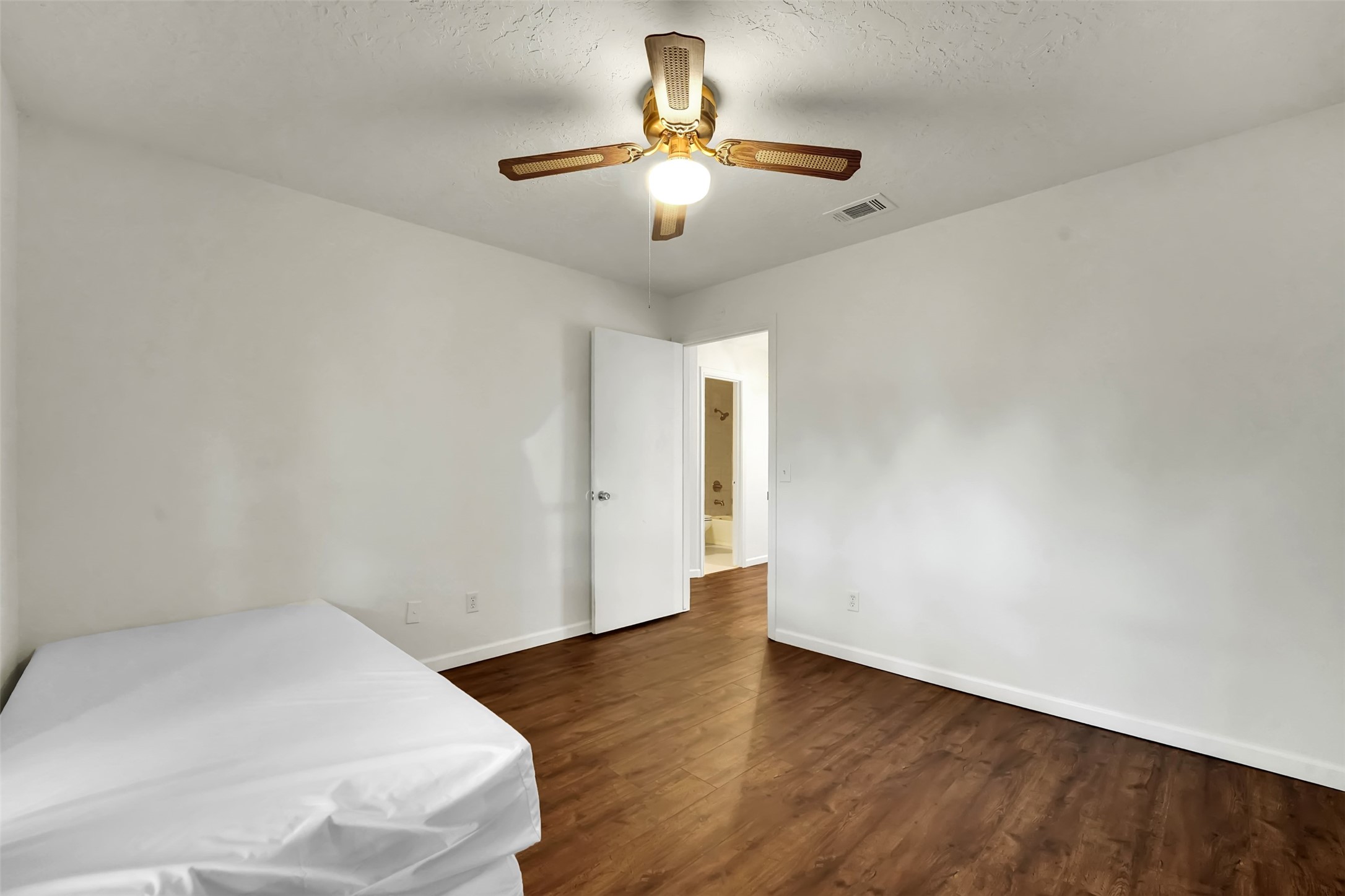 10212 Panther Ridge Trail Dallas TX 75243