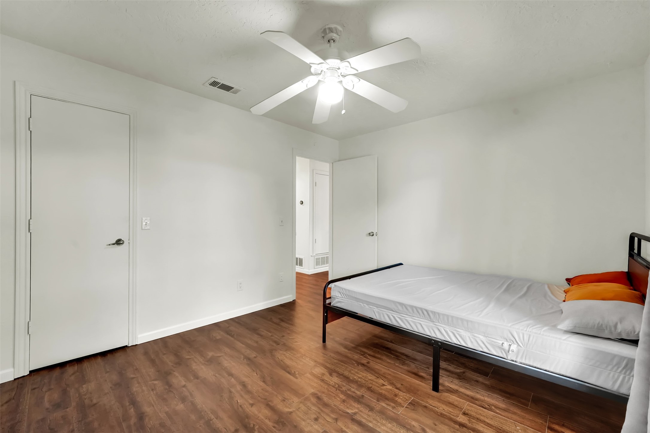 10212 Panther Ridge Trail Dallas TX 75243