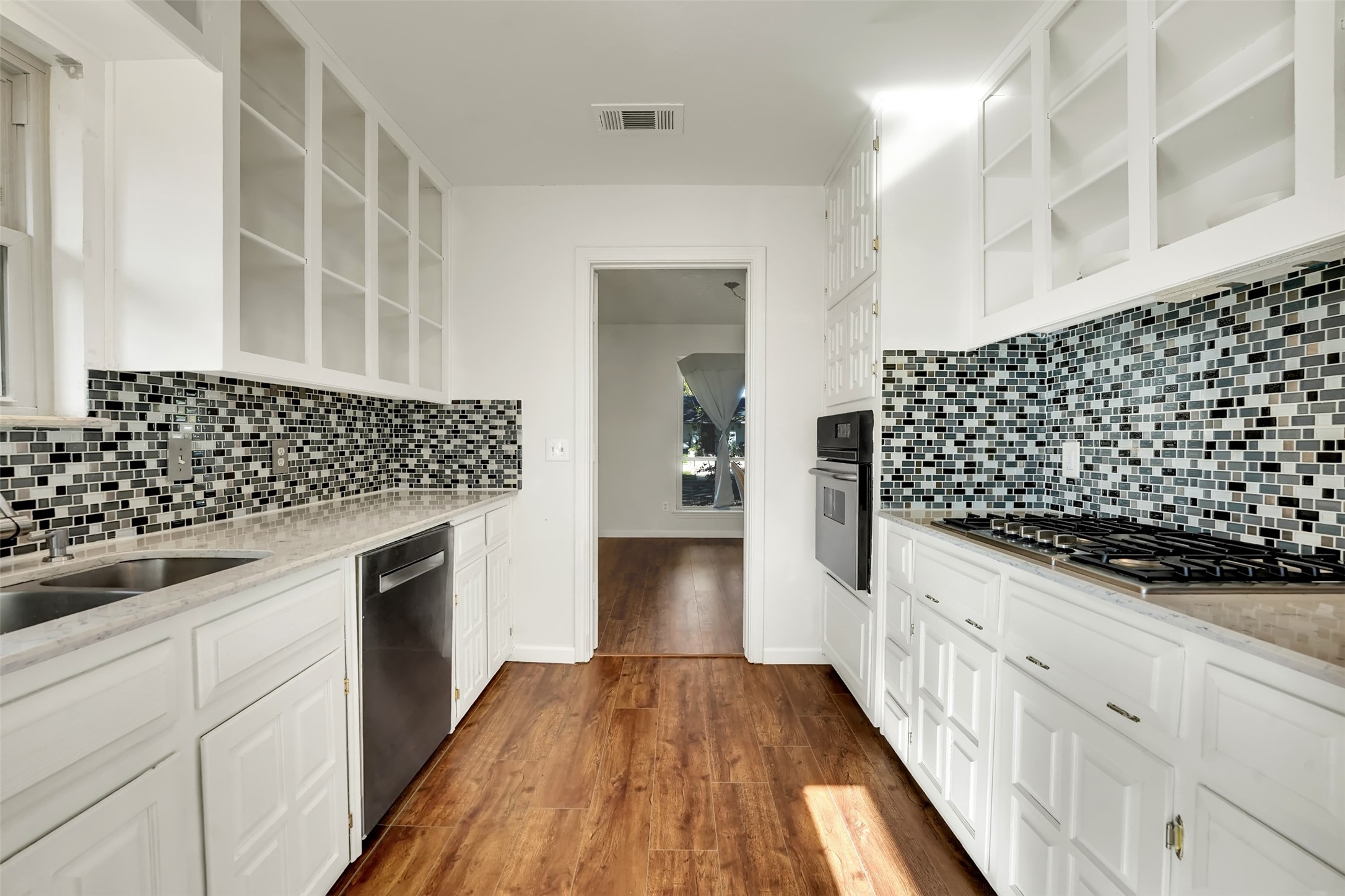 10212 Panther Ridge Trail Dallas TX 75243