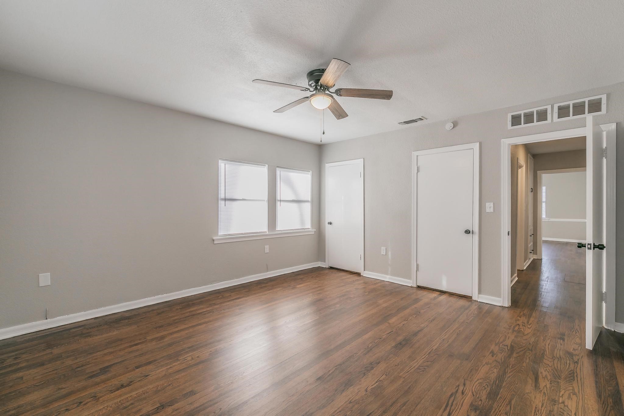 405 S Brazos Street Weatherford TX 76086