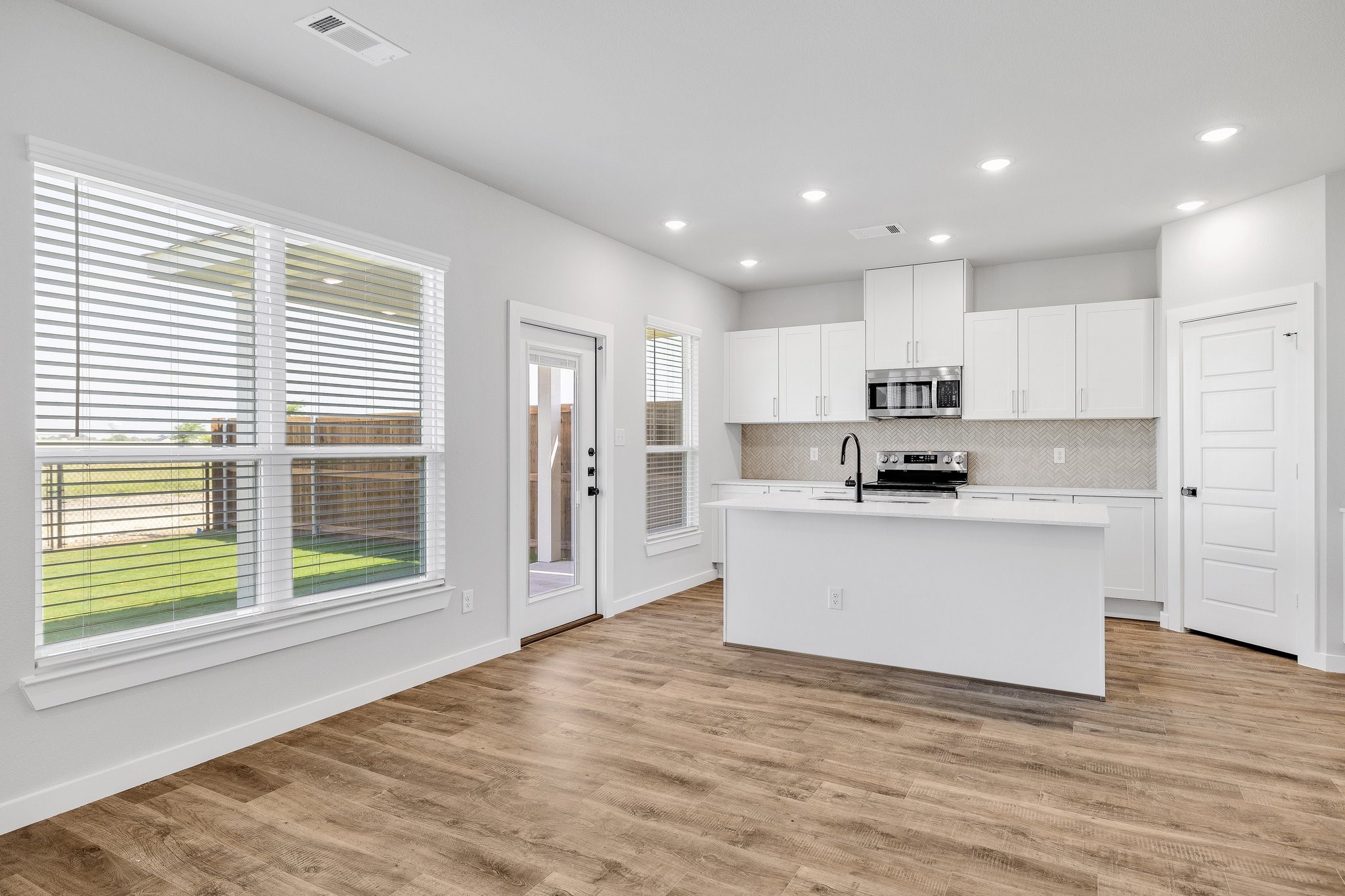 4027 Clovis Street Midlothian TX 76065