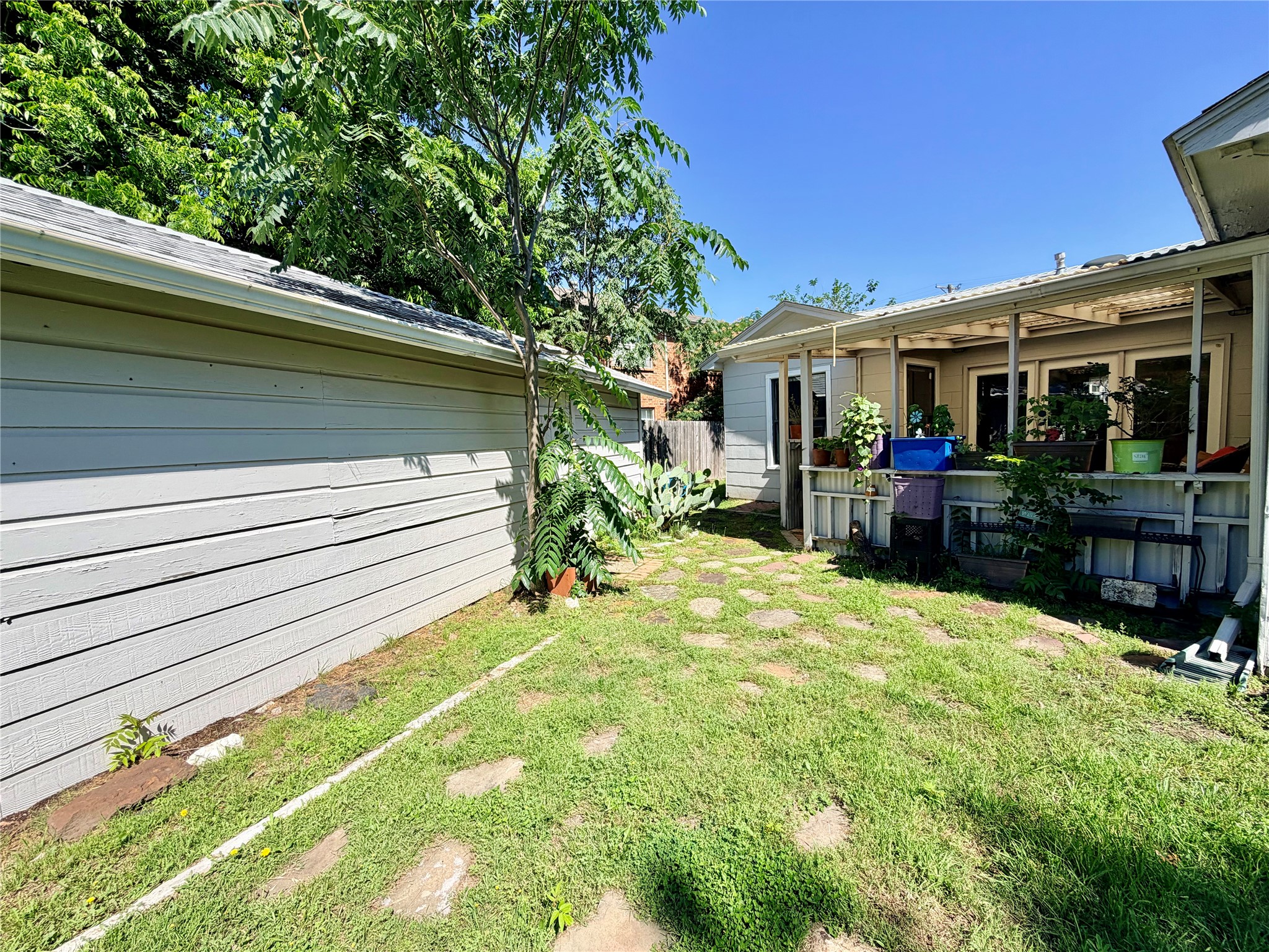 701 W Mulberry Street Denton TX 76201