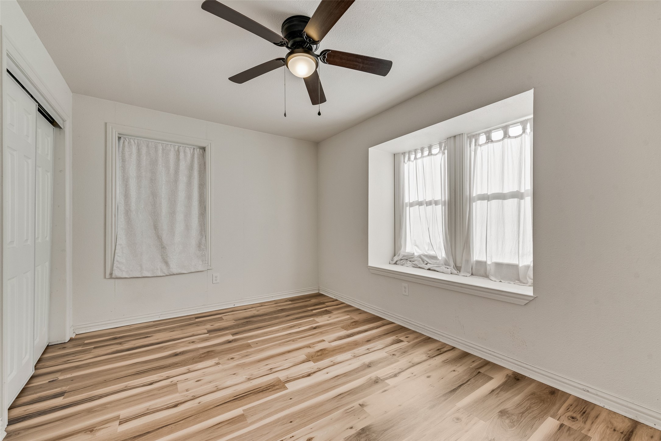 1303 S Medora Street Terrell TX 75160