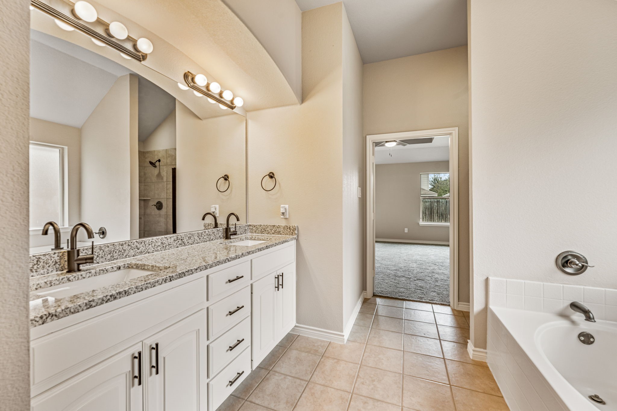 2213 Kaitlyn Drive Weatherford TX 76087