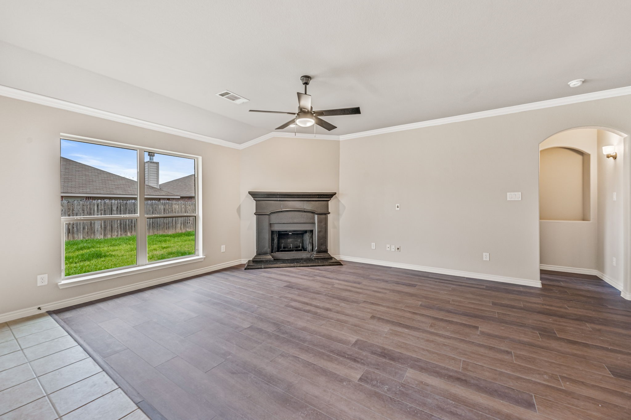 2213 Kaitlyn Drive Weatherford TX 76087