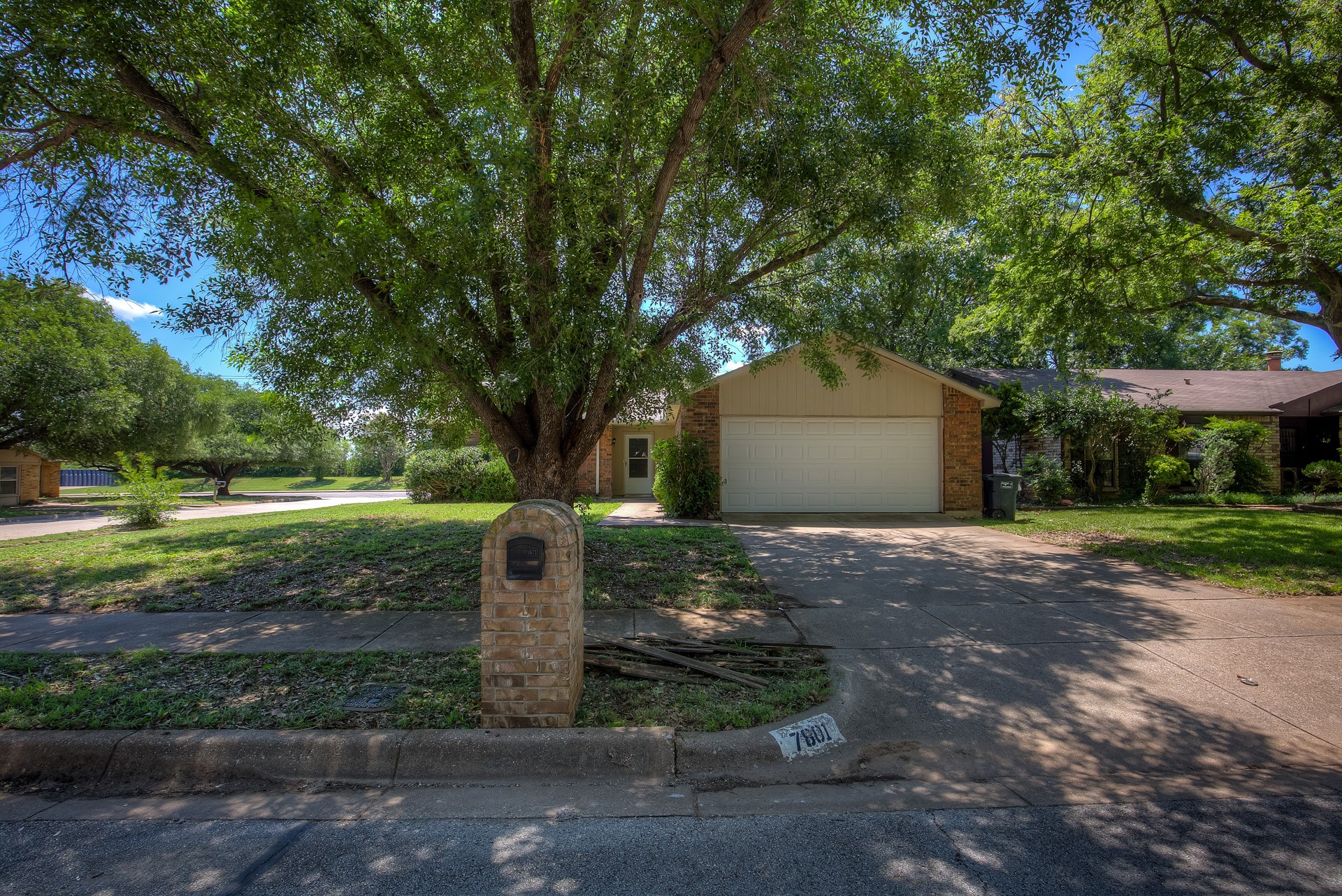 7801 Summerglen Road Fort Worth TX 76133
