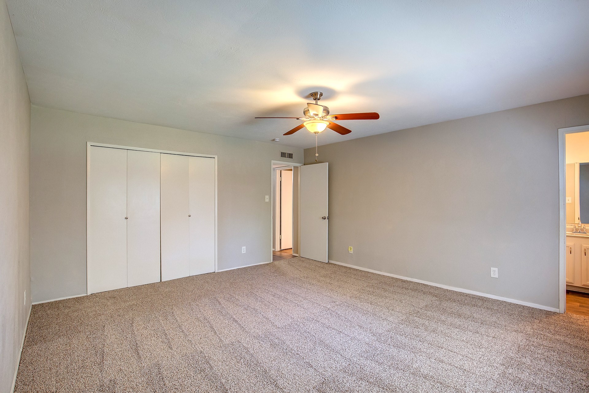 7801 Summerglen Road Fort Worth TX 76133