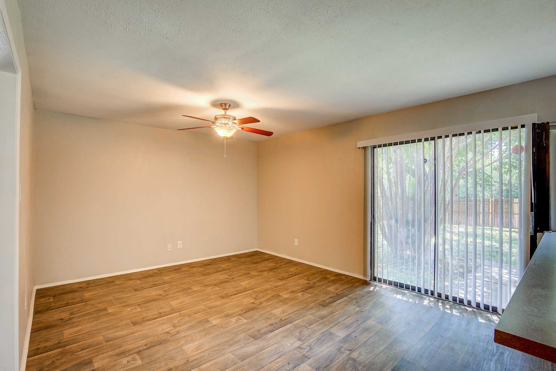 7801 Summerglen Road Fort Worth TX 76133