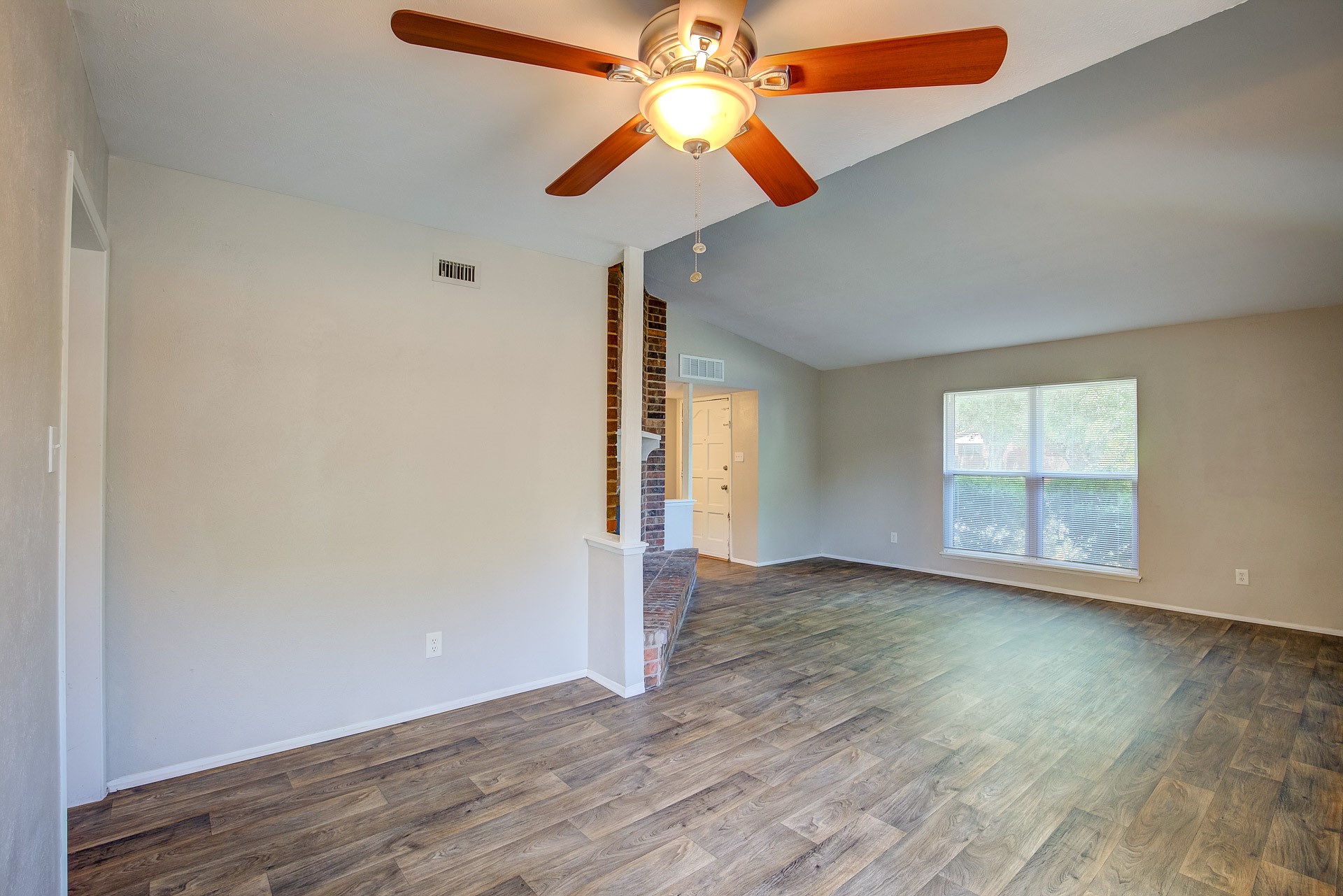 7801 Summerglen Road Fort Worth TX 76133