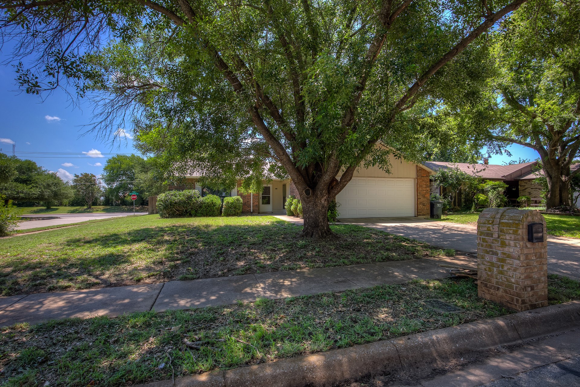 7801 Summerglen Road Fort Worth TX 76133