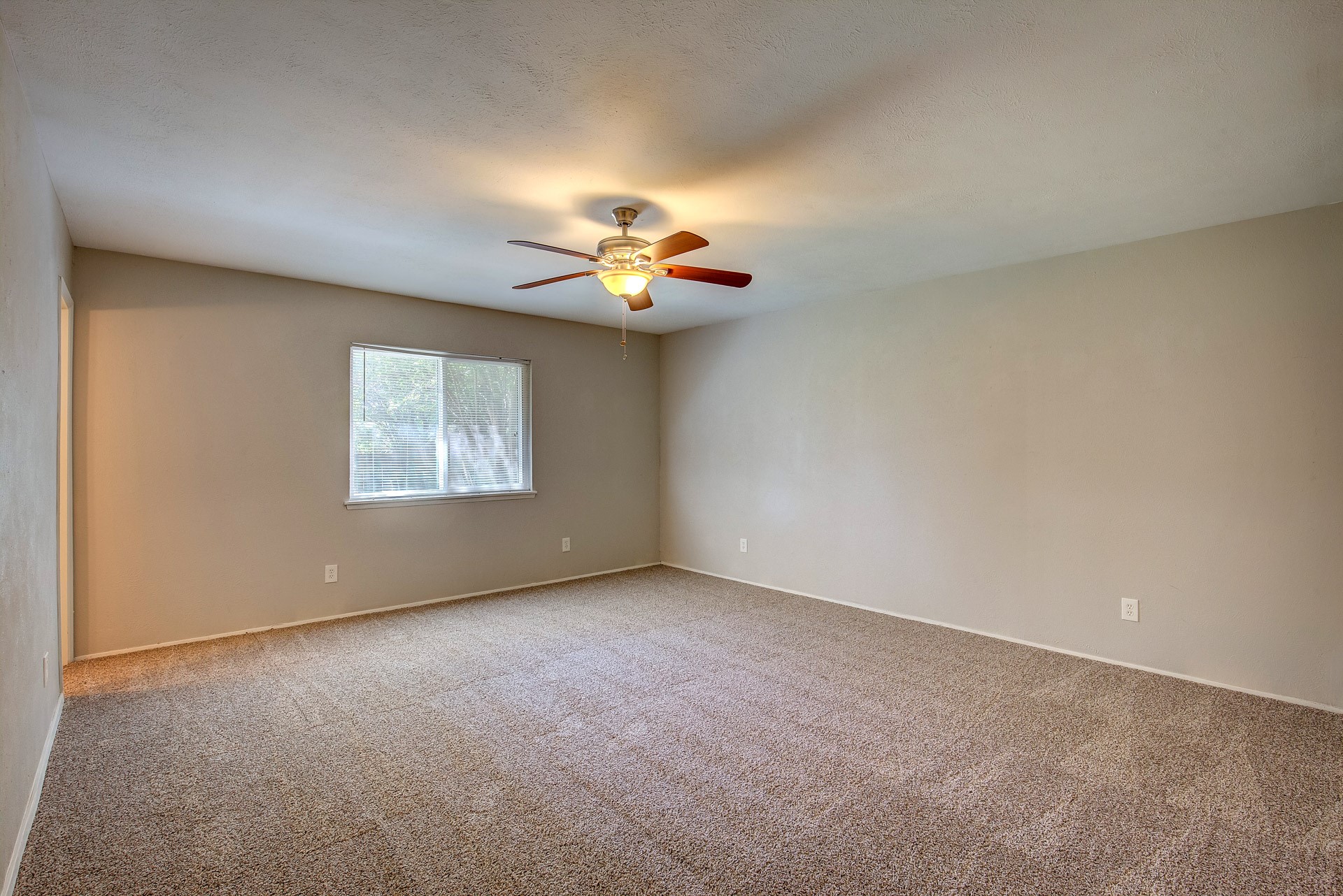 7801 Summerglen Road Fort Worth TX 76133