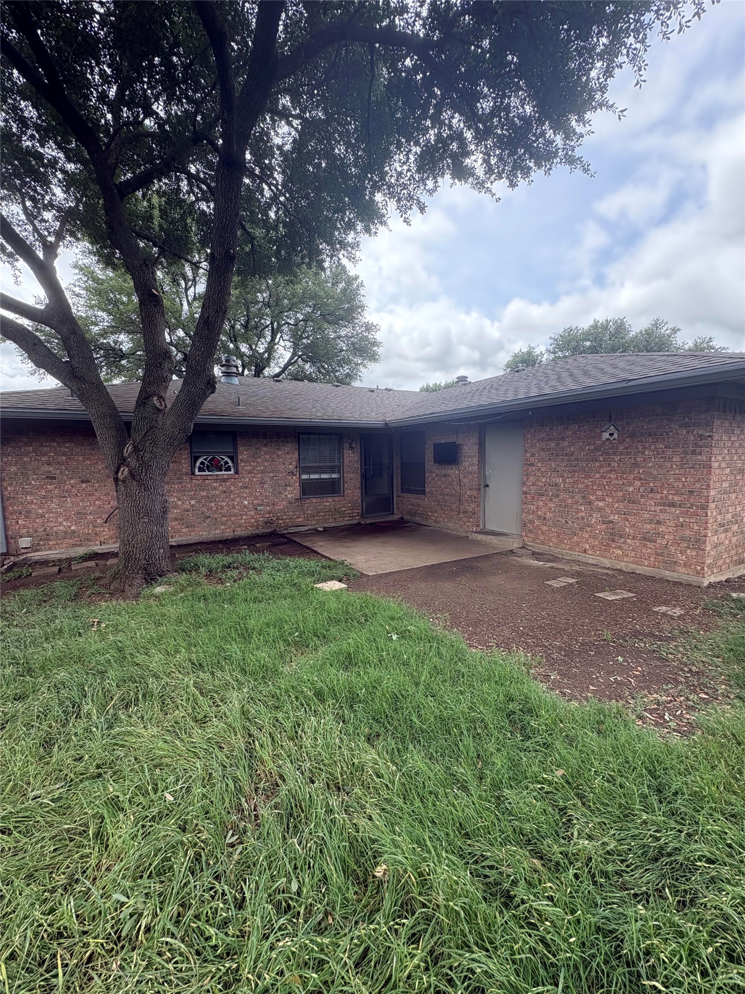 411 Bond Street Hillsboro TX 76645