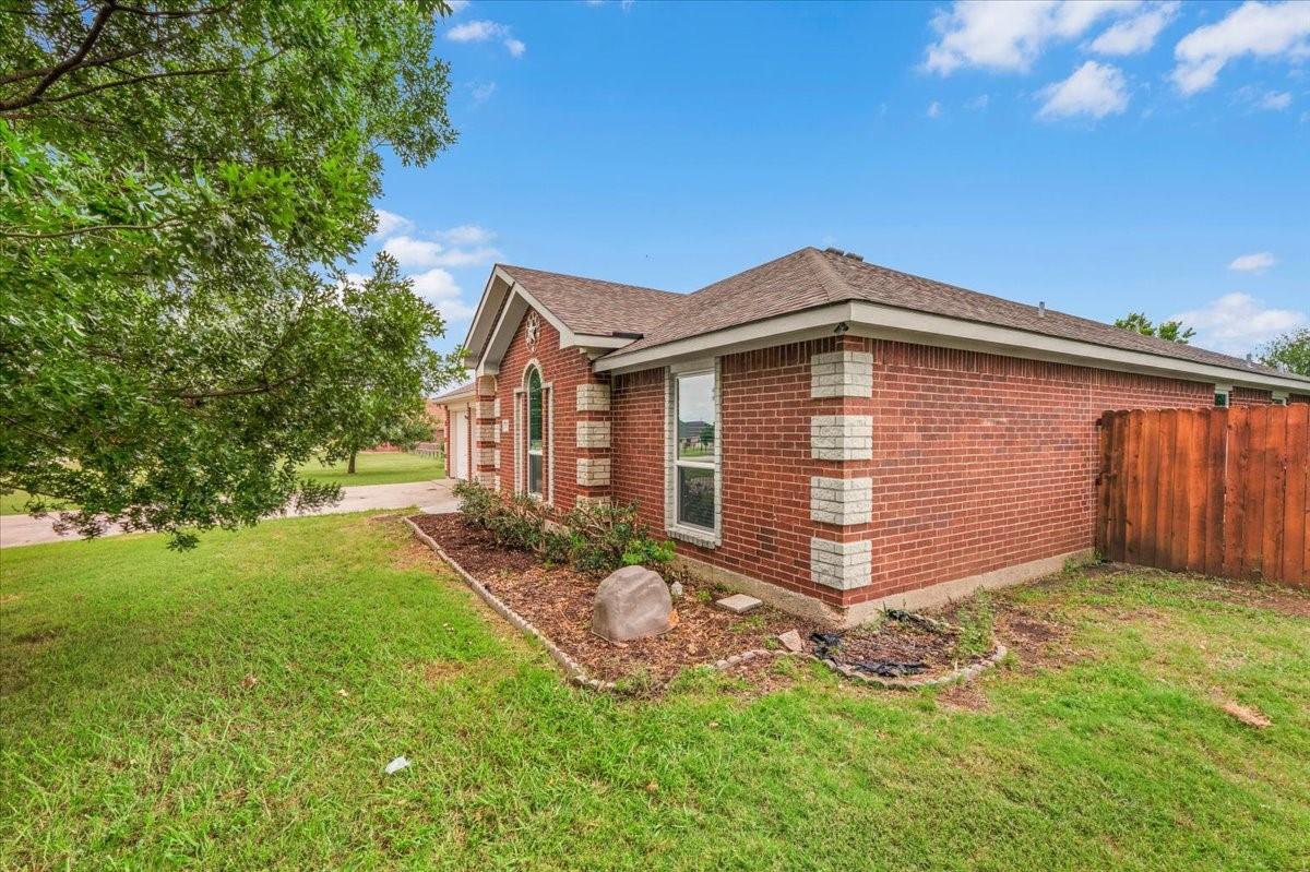 213 January Lane Ponder TX 76259