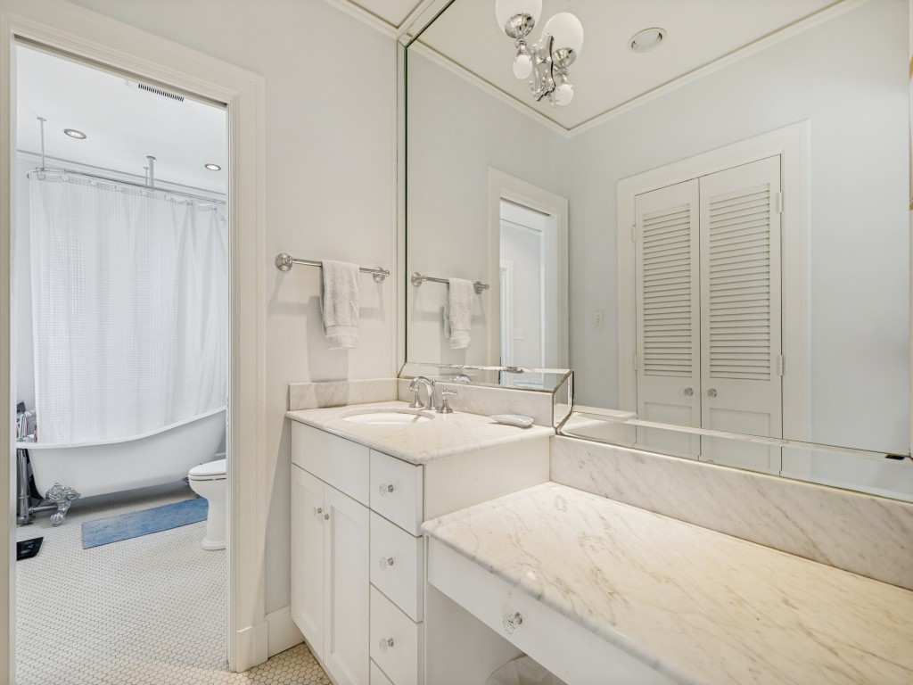 4352 Livingston Avenue Highland Park TX 75205