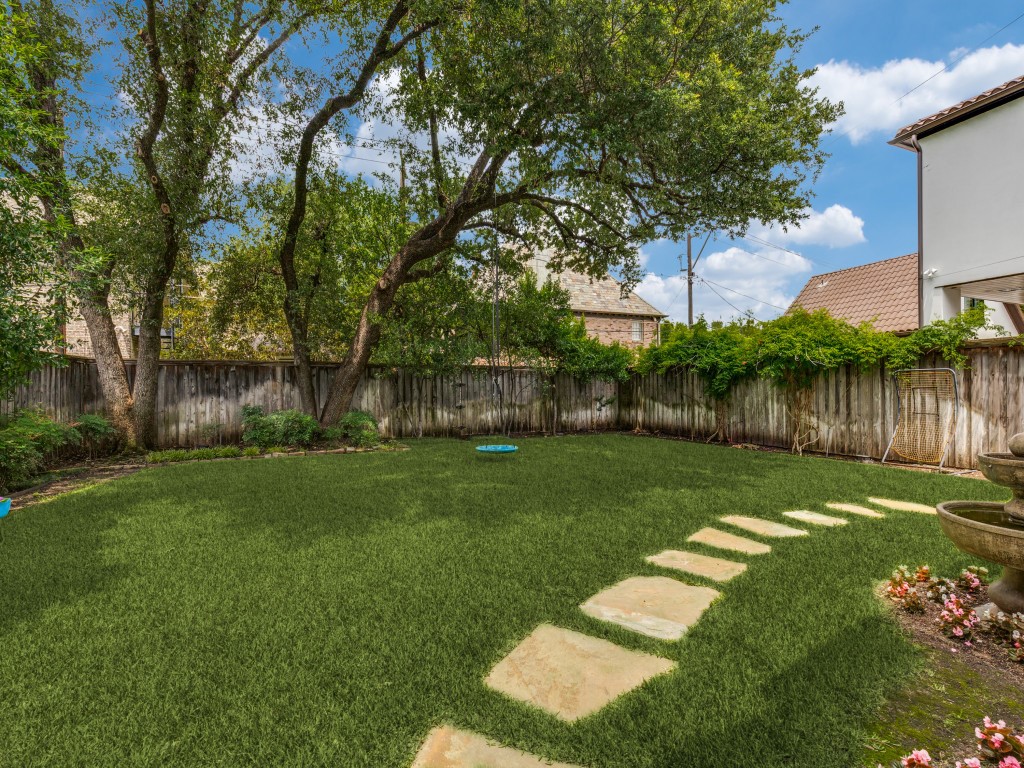 4352 Livingston Avenue Highland Park TX 75205