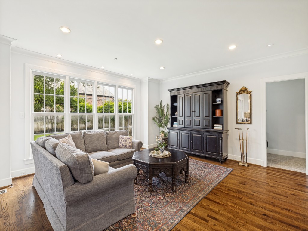4352 Livingston Avenue Highland Park TX 75205