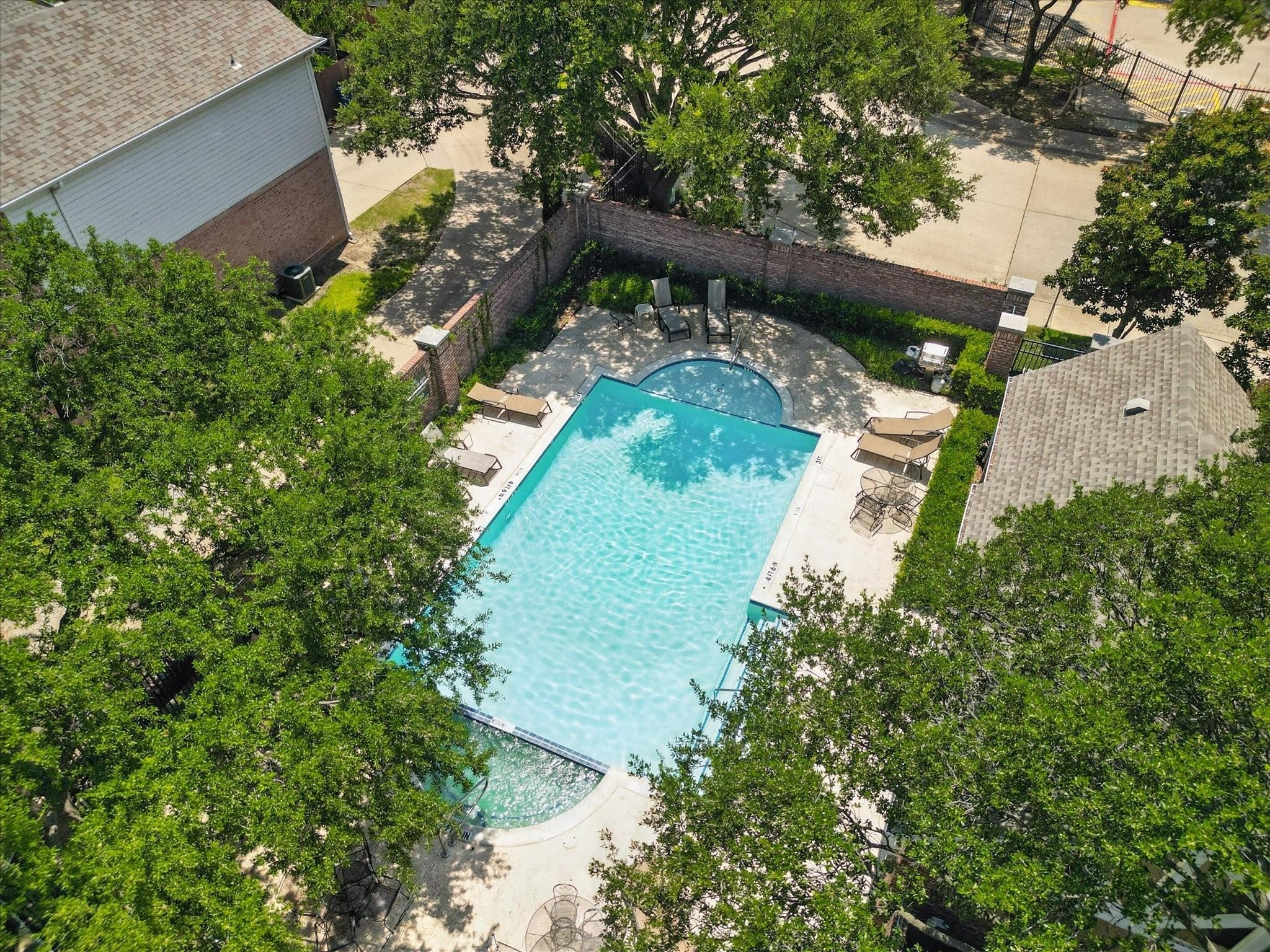 6060 Thursby Avenue Dallas TX 75252