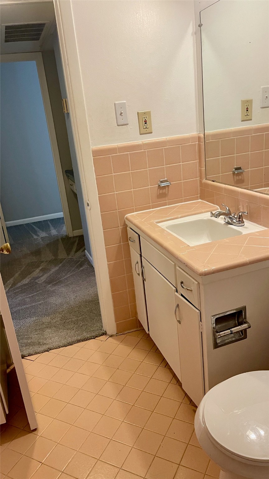 3215 Douglas Street Dallas TX 75219