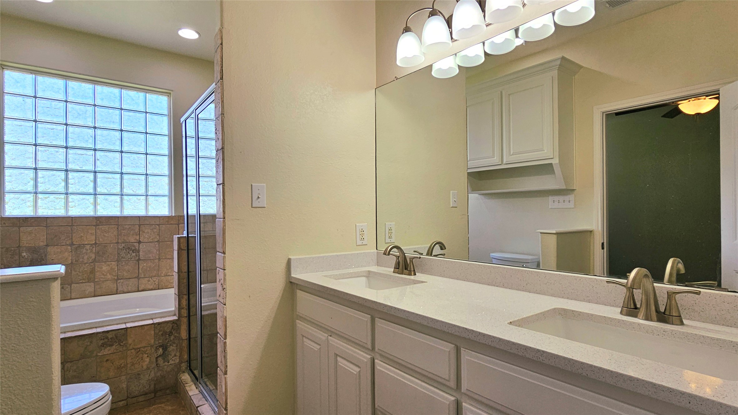 674 E Fulton Street Van Alstyne TX 75495