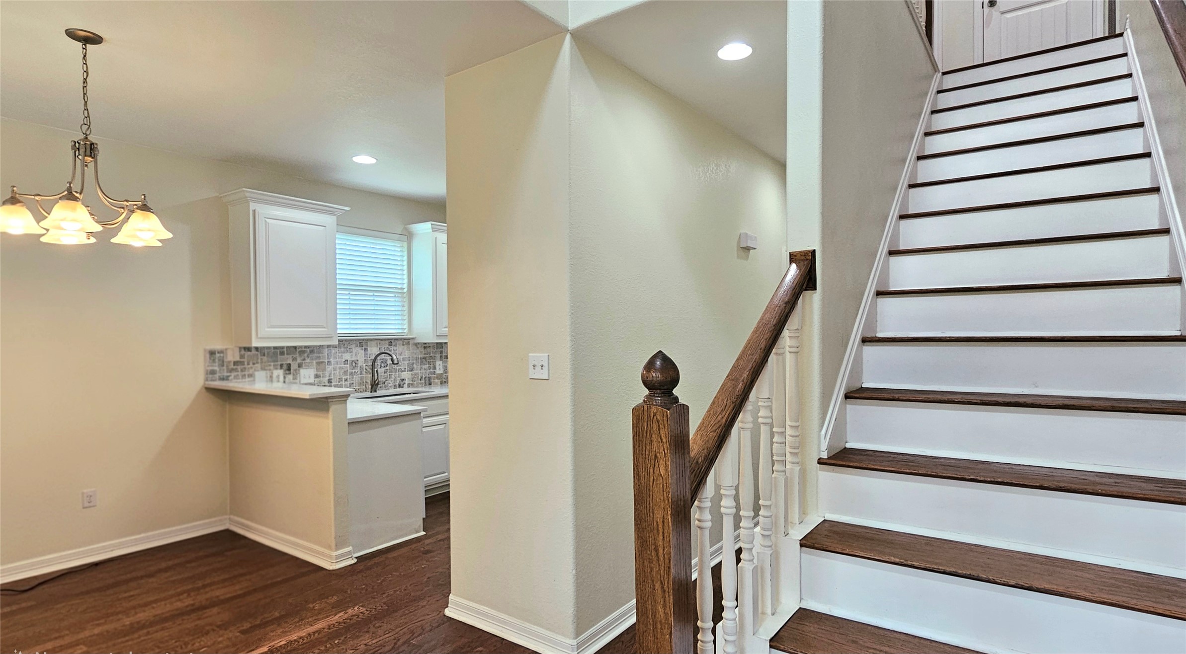 674 E Fulton Street Van Alstyne TX 75495