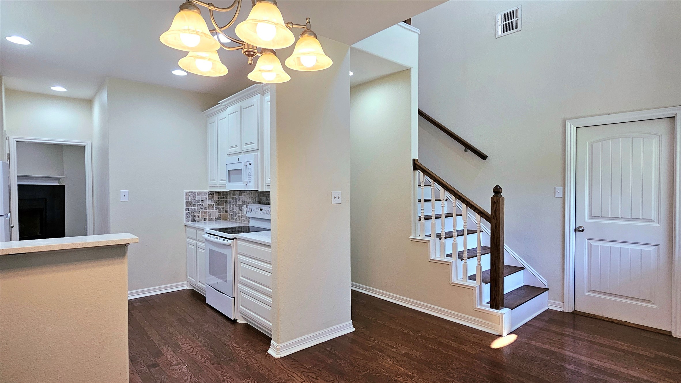 674 E Fulton Street Van Alstyne TX 75495