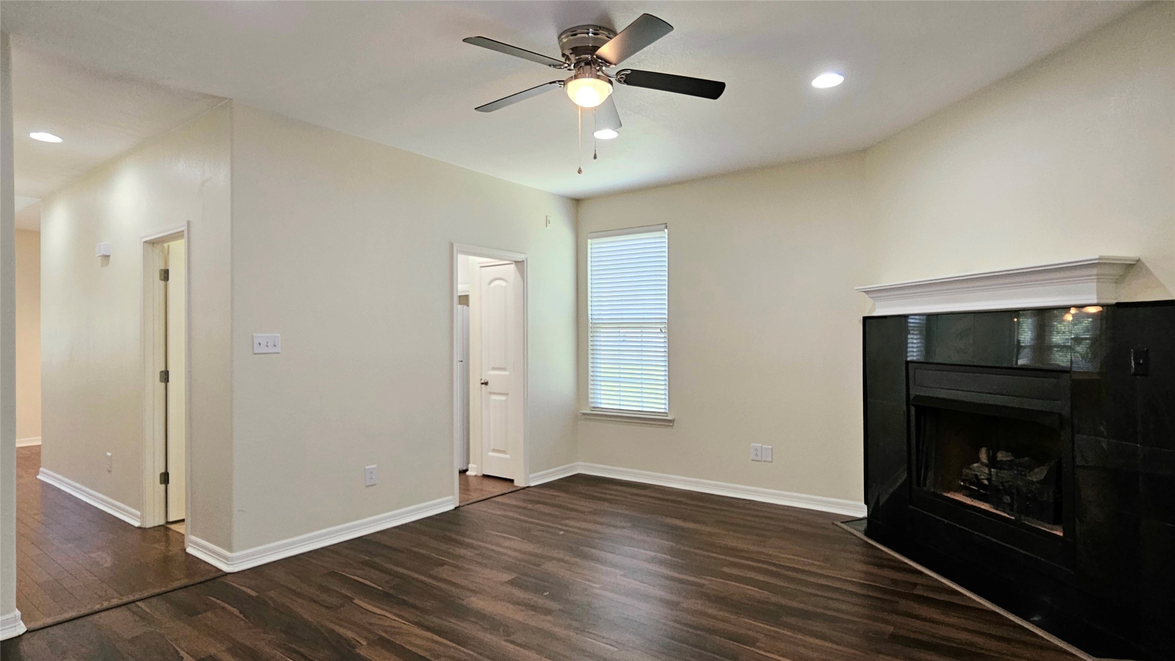 674 E Fulton Street Van Alstyne TX 75495