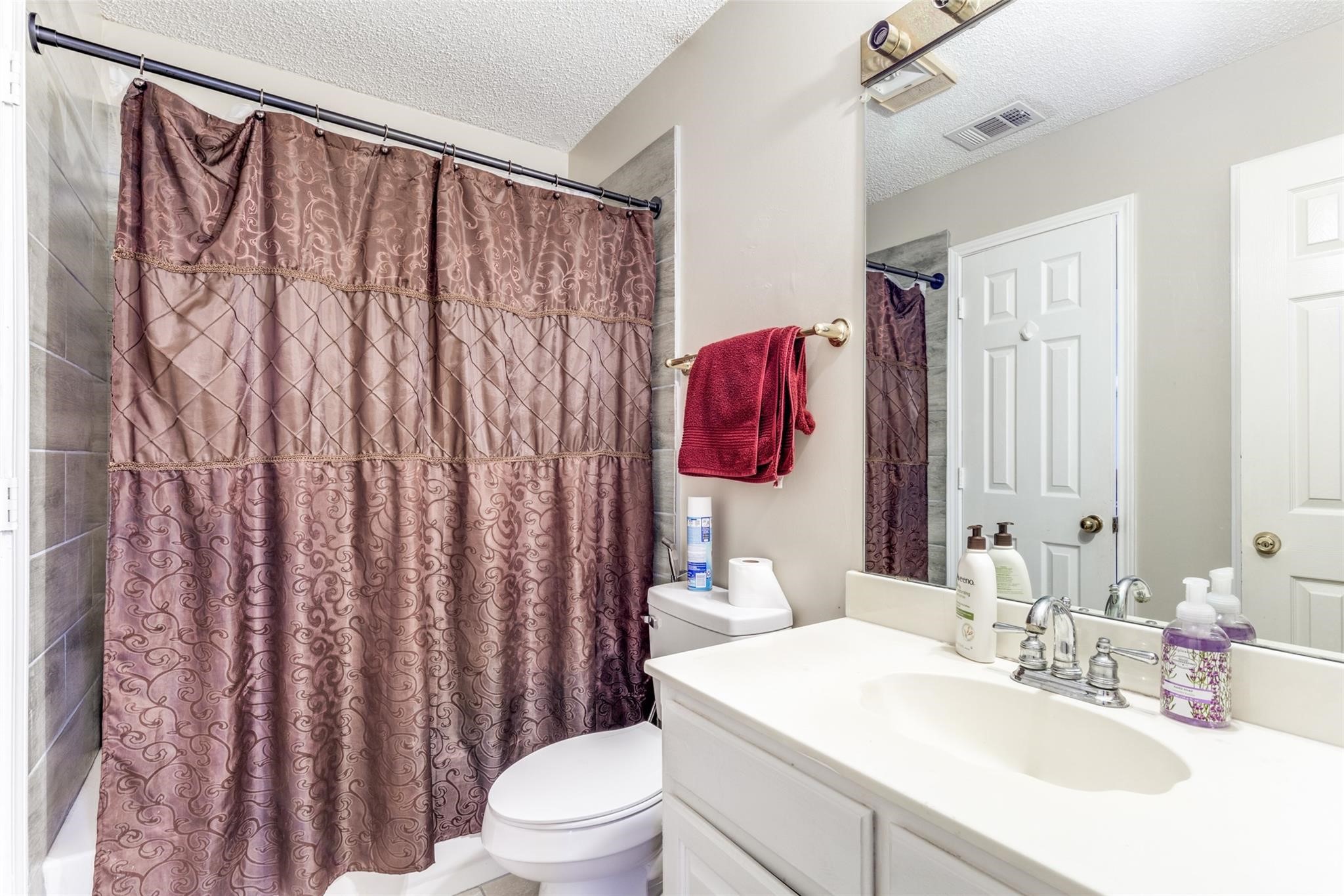 2123 Alto Avenue Carrollton TX 75007