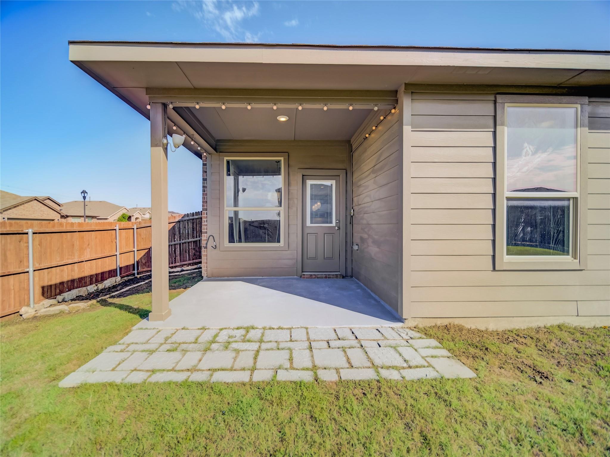 1100 Twin Brooks Lane Fort Worth TX 76177