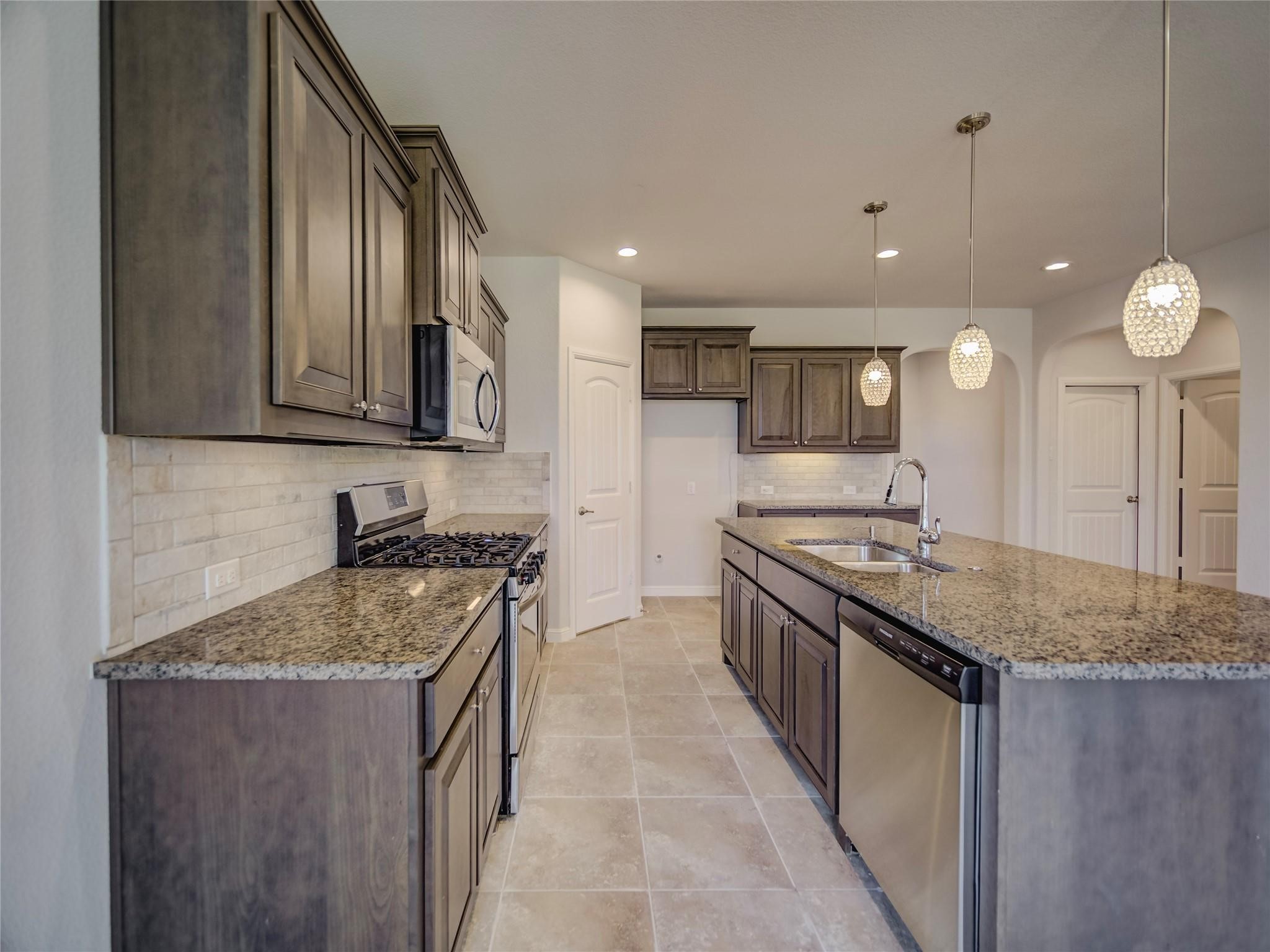 1100 Twin Brooks Lane Fort Worth TX 76177
