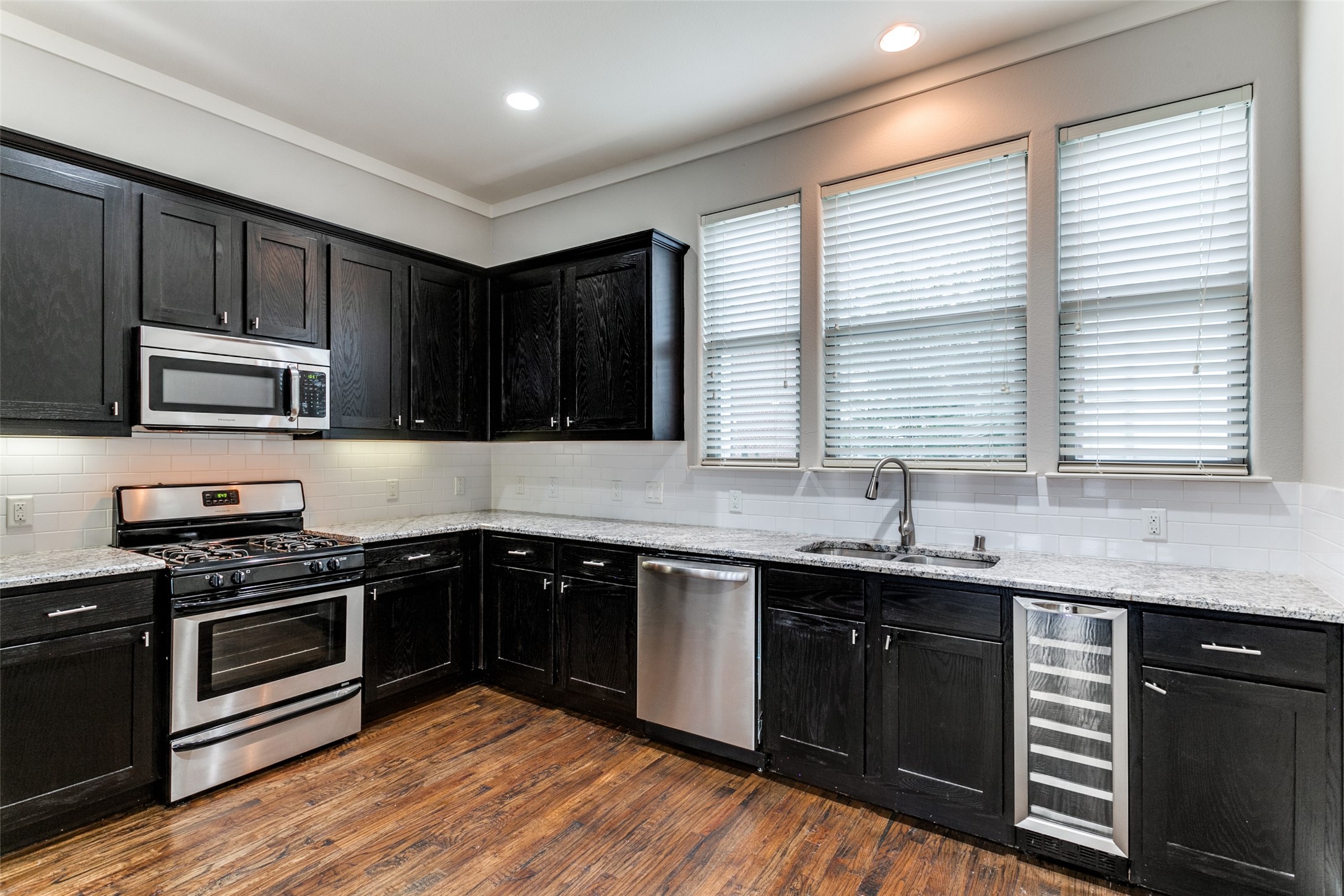4323 Dickason Avenue Dallas TX 75219