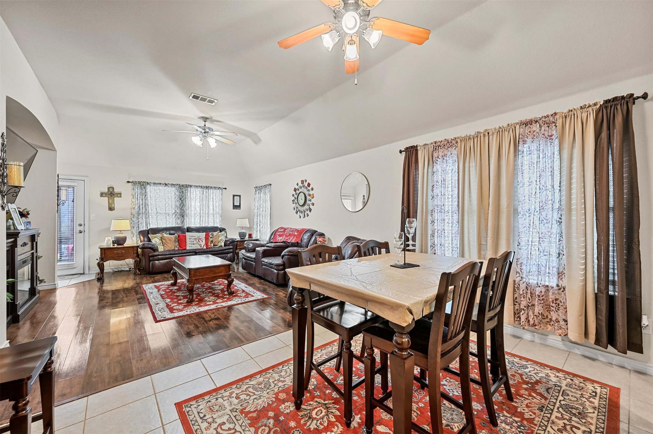 3505 Versante Drive Bedford TX 76021