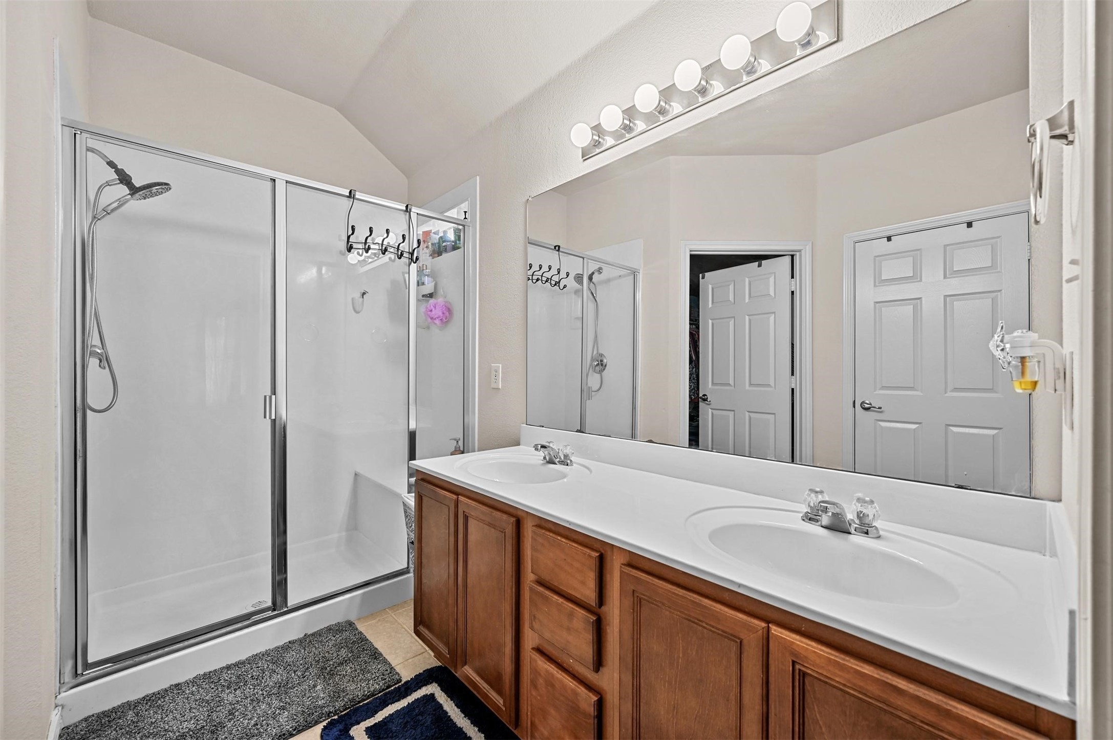 3505 Versante Drive Bedford TX 76021