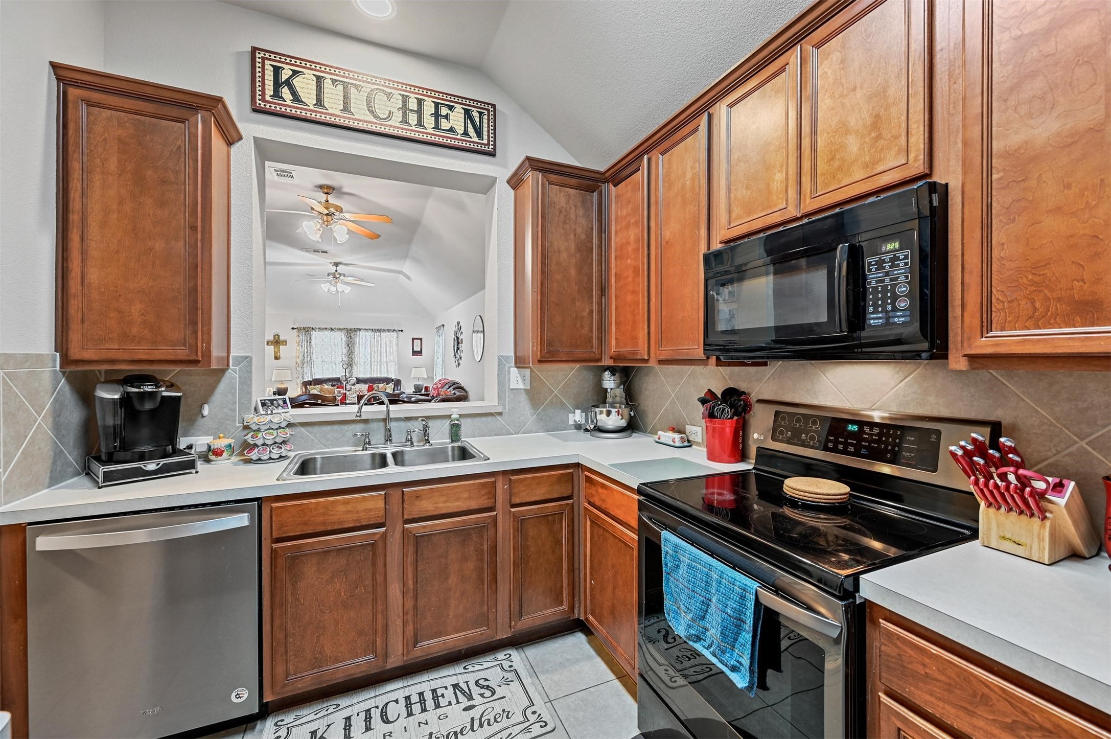3505 Versante Drive Bedford TX 76021