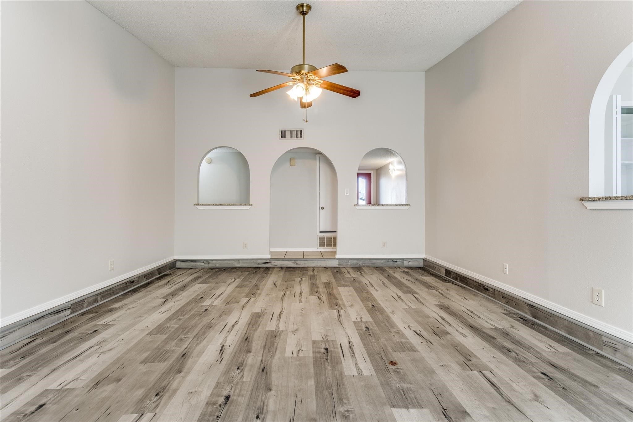 2930 Churchill Way Garland TX 75044
