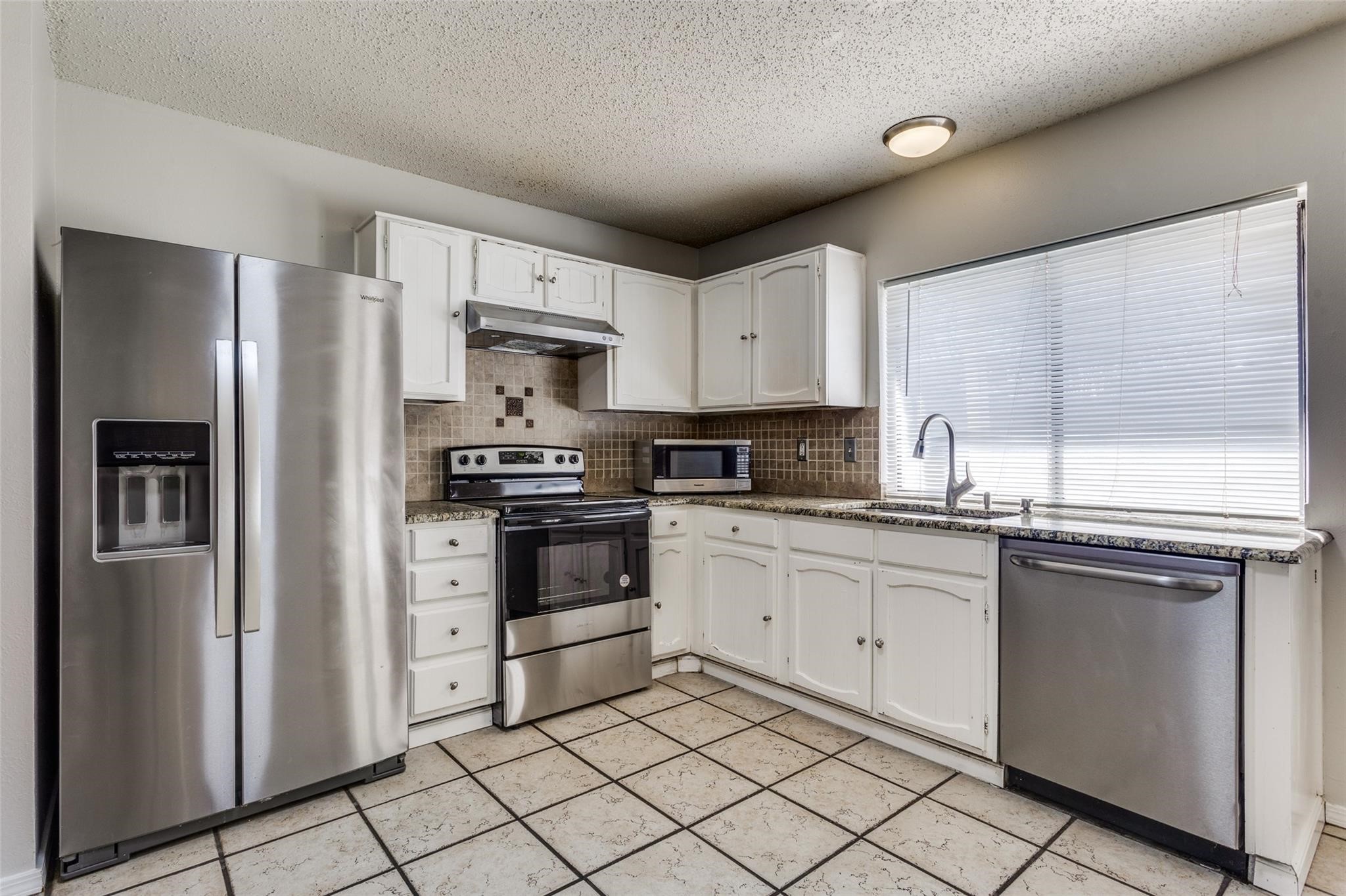 2930 Churchill Way Garland TX 75044