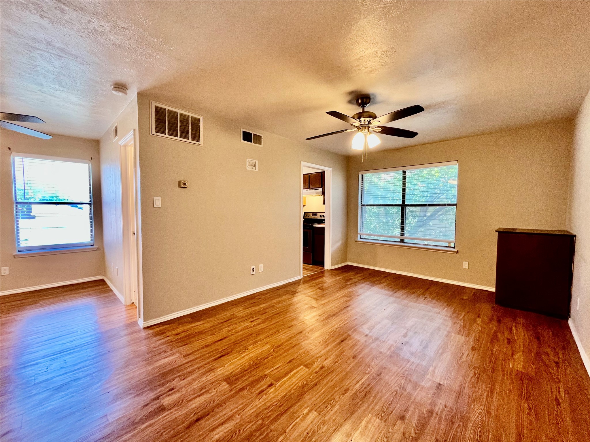2526 W Prairie Street Denton TX 76201