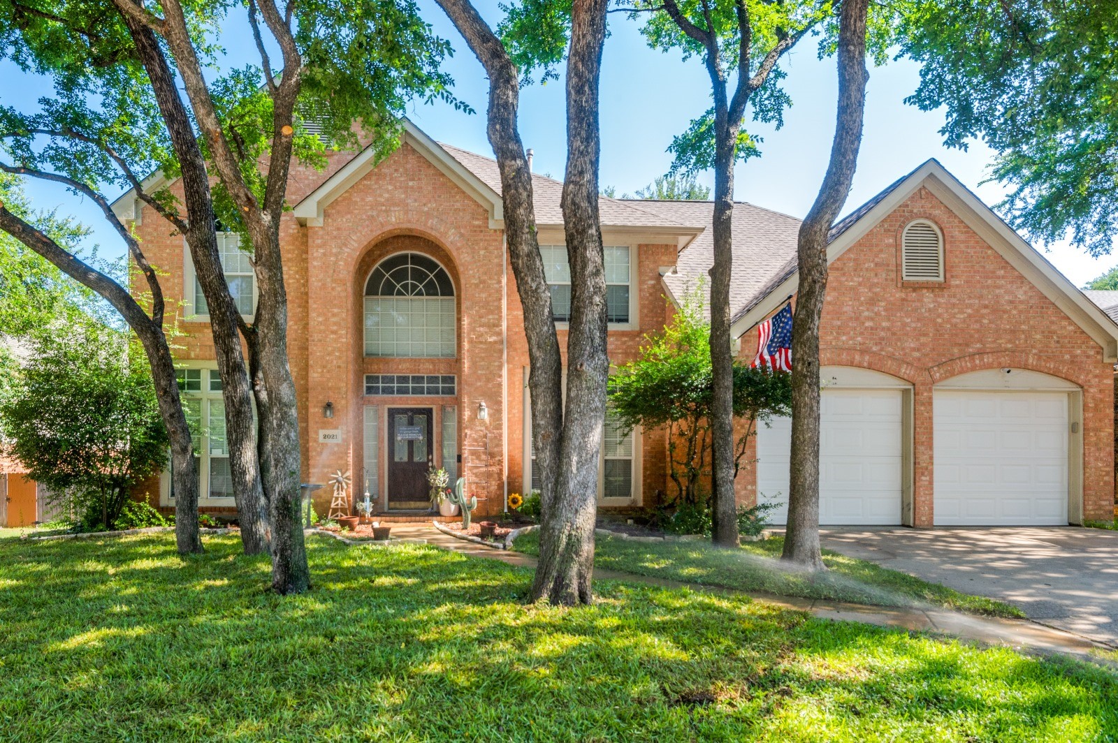 2021 Broadleaf Drive Arlington TX 76001
