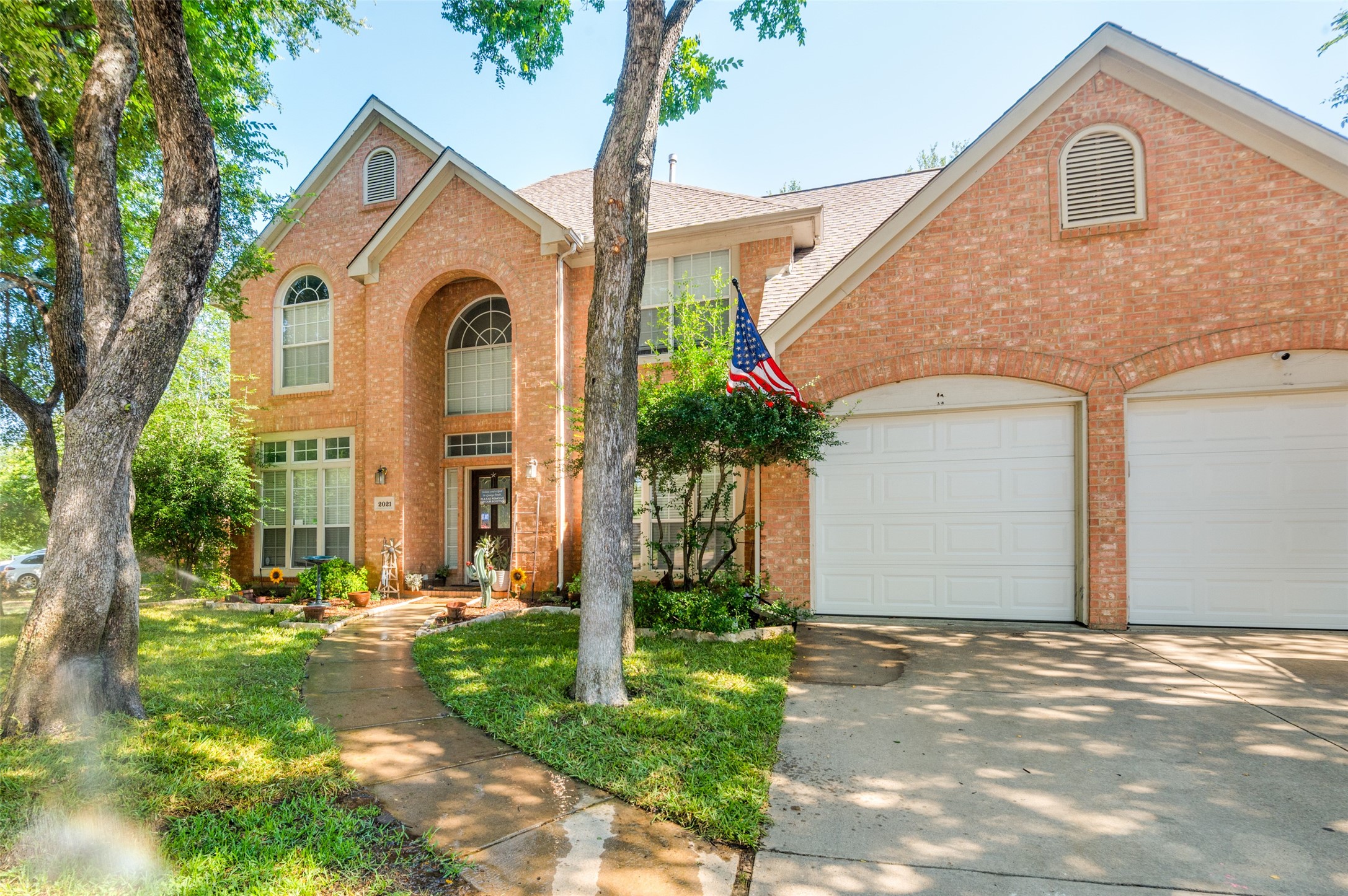 2021 Broadleaf Drive Arlington TX 76001