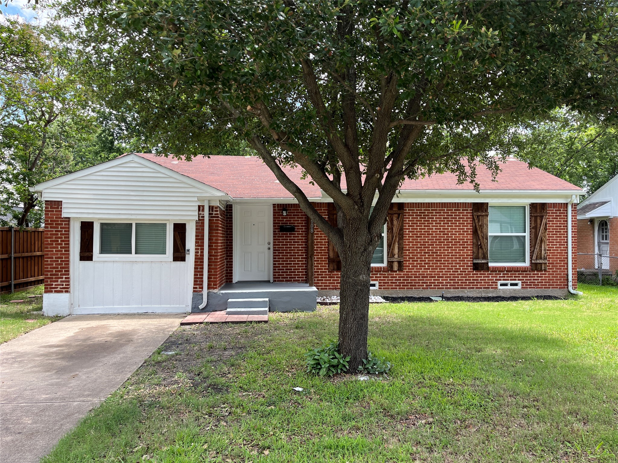 10608 Cayuga Drive Dallas TX 75228