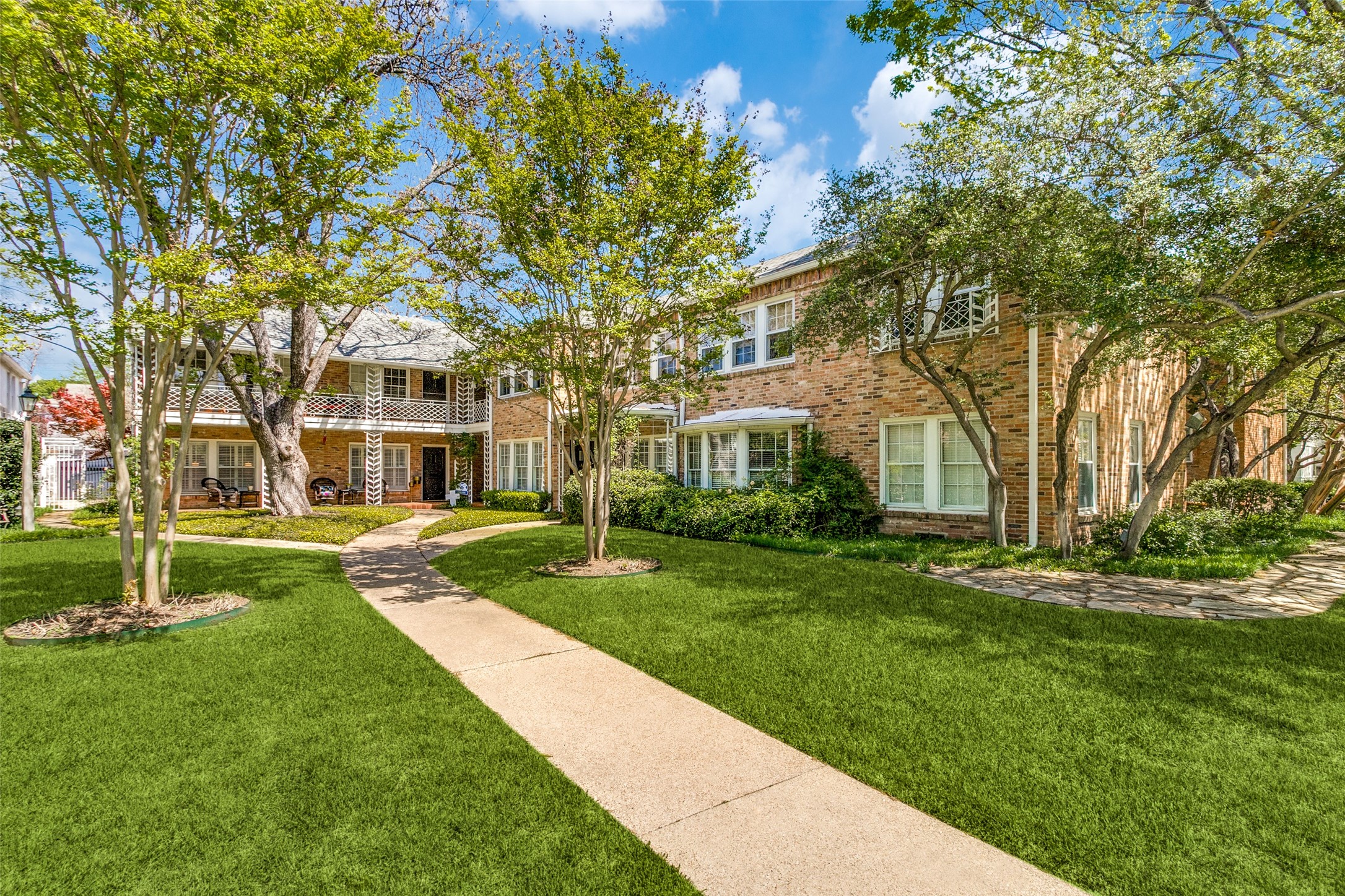 4558 Roland Avenue Highland Park TX 75219
