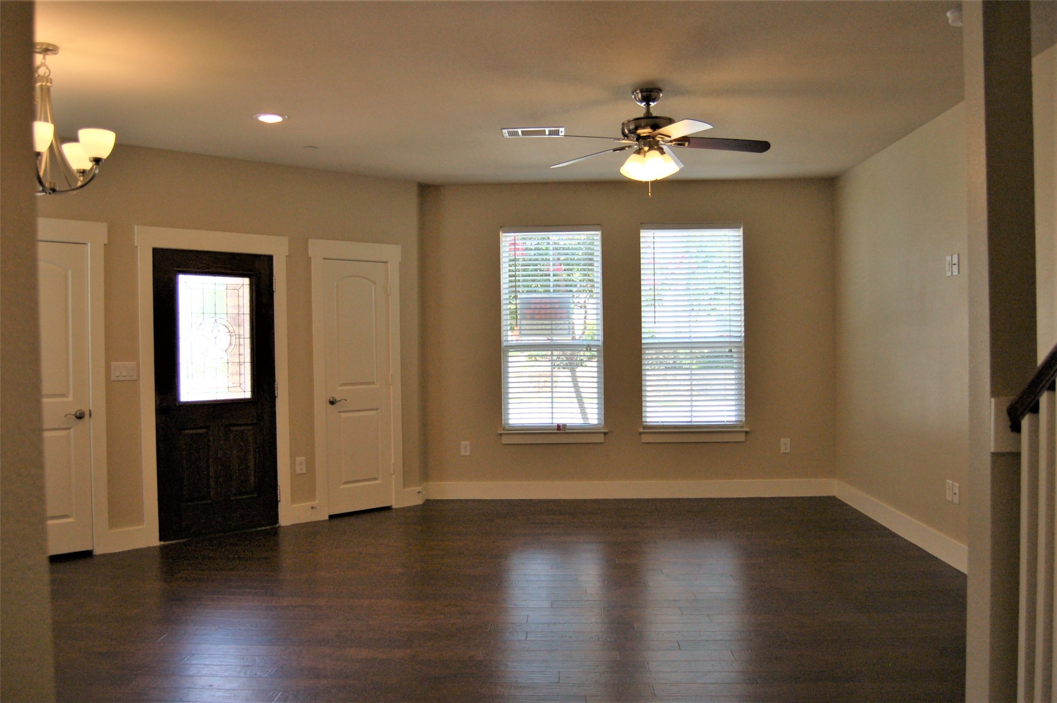 213 Lily Lane Lewisville TX 75057