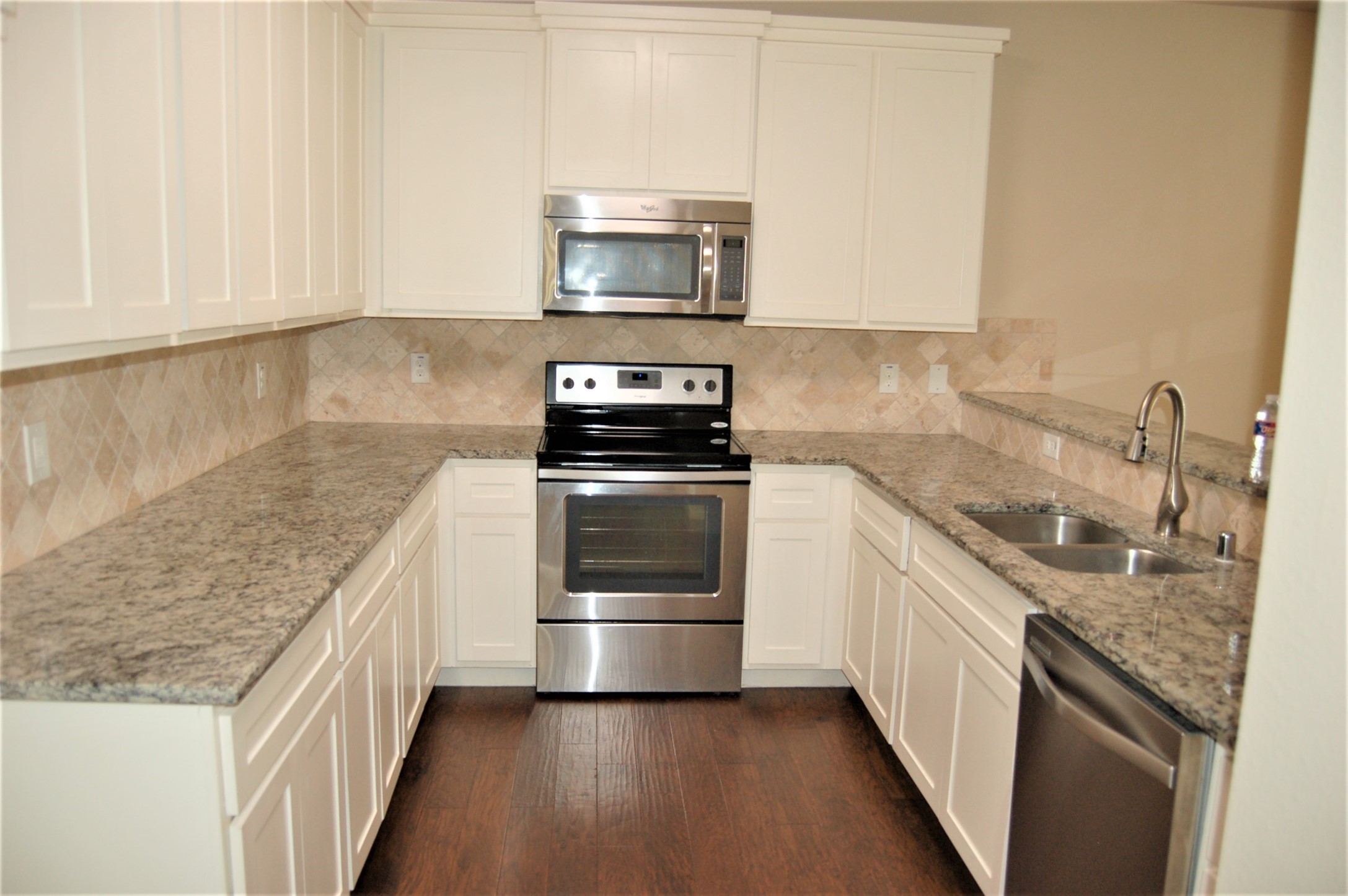 213 Lily Lane Lewisville TX 75057