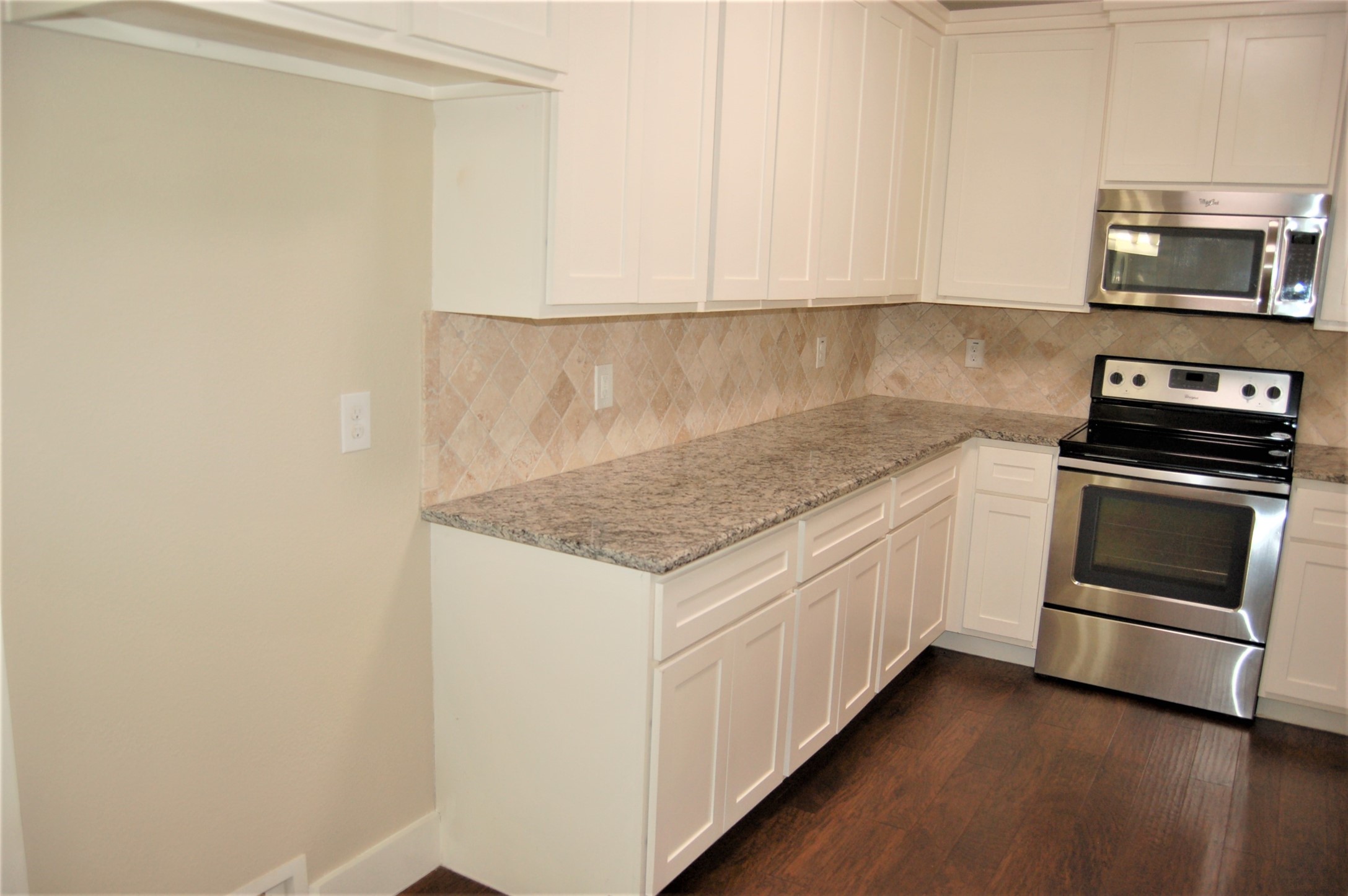 213 Lily Lane Lewisville TX 75057