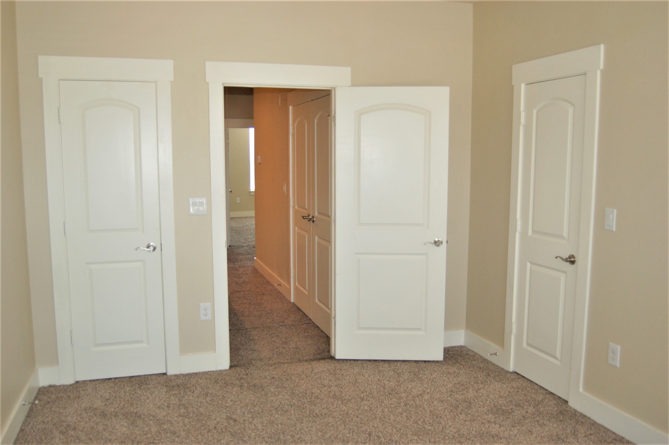 213 Lily Lane Lewisville TX 75057