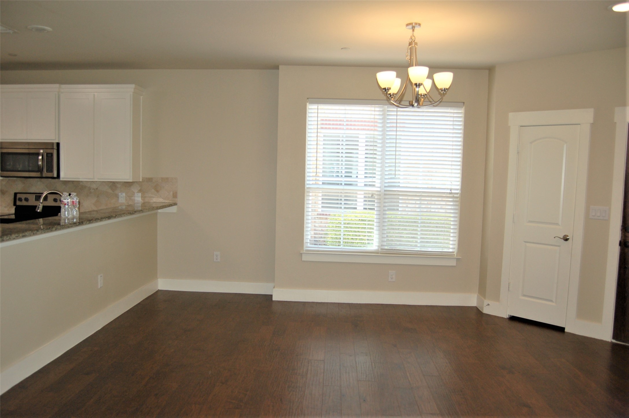 213 Lily Lane Lewisville TX 75057