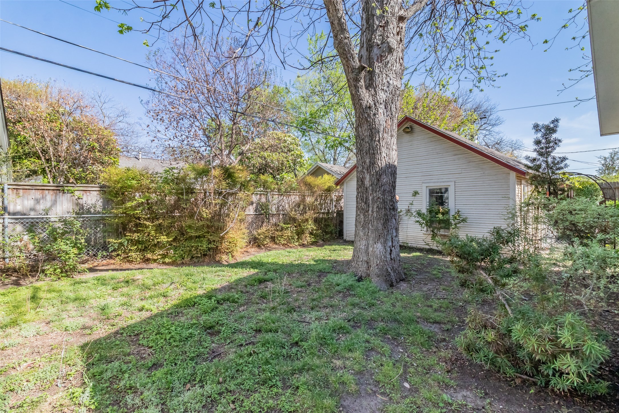 2311 Warner Road Fort Worth TX 76110