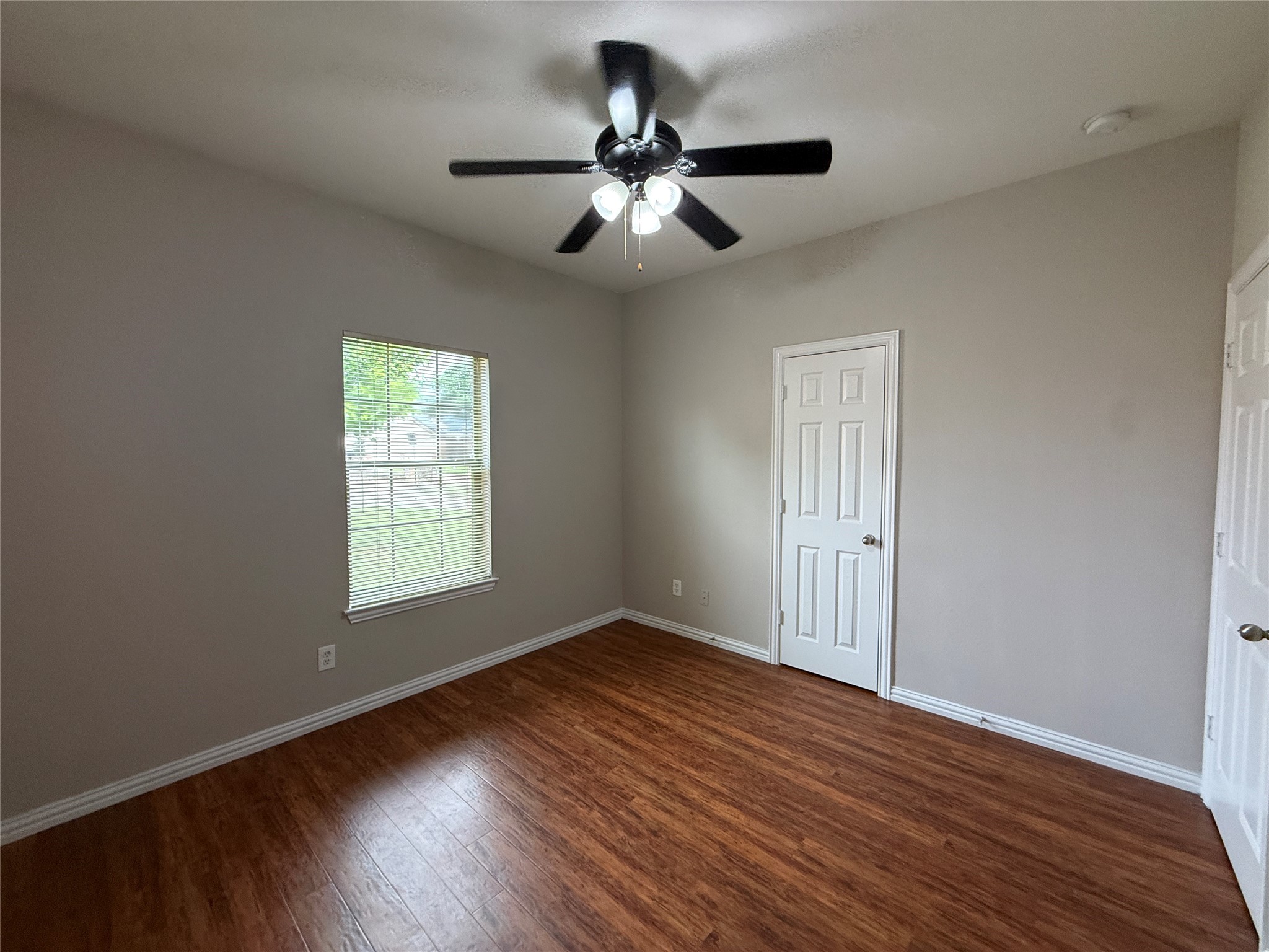 102 Paloma Circle Terrell TX 75160