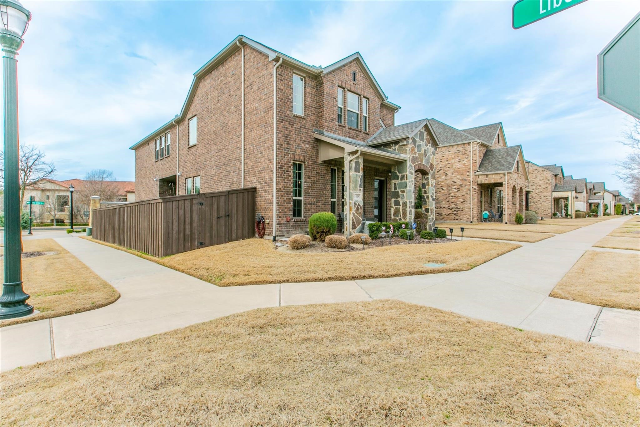 1015 Zachary Way Allen TX 75013