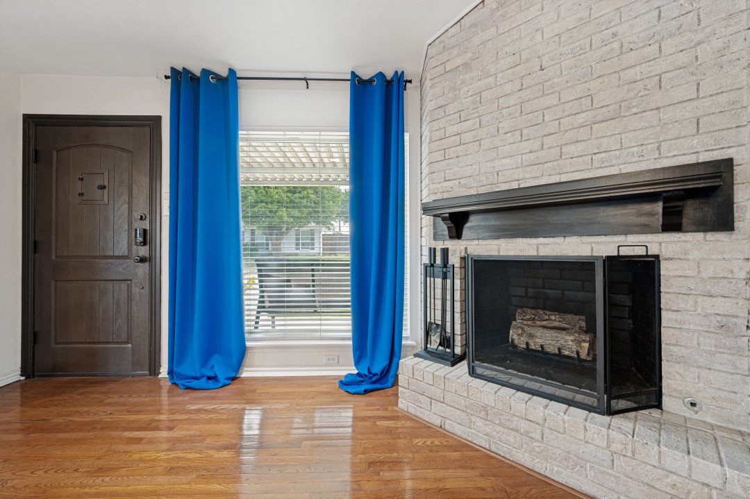 3636 Hopetown Drive Dallas TX 75229